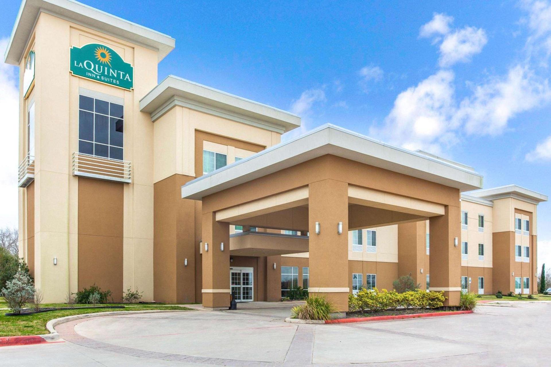 La Quinta by Wyndham Gonzales TX — hotel in Gonzales