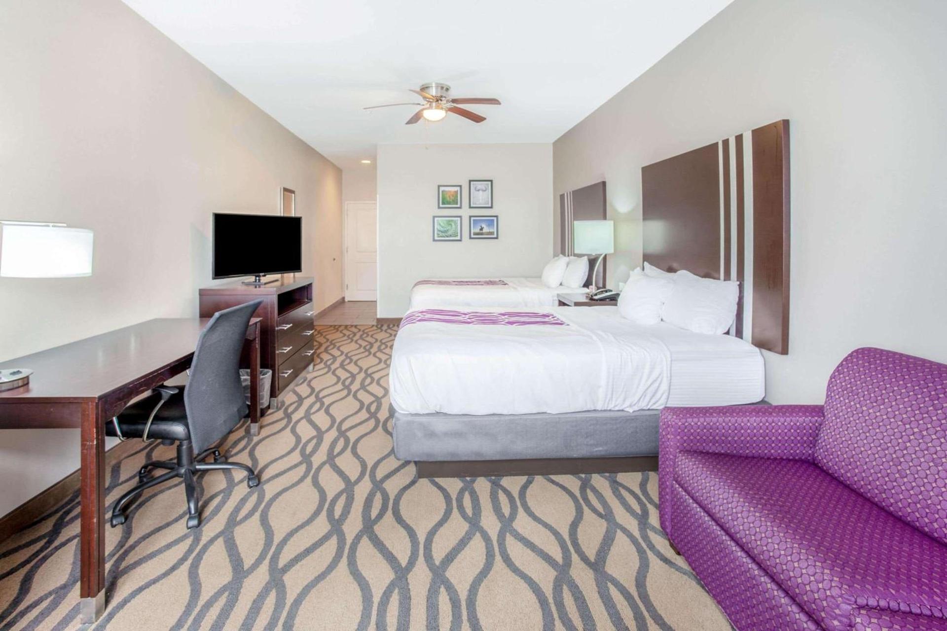 La Quinta by Wyndham Luling photo 23