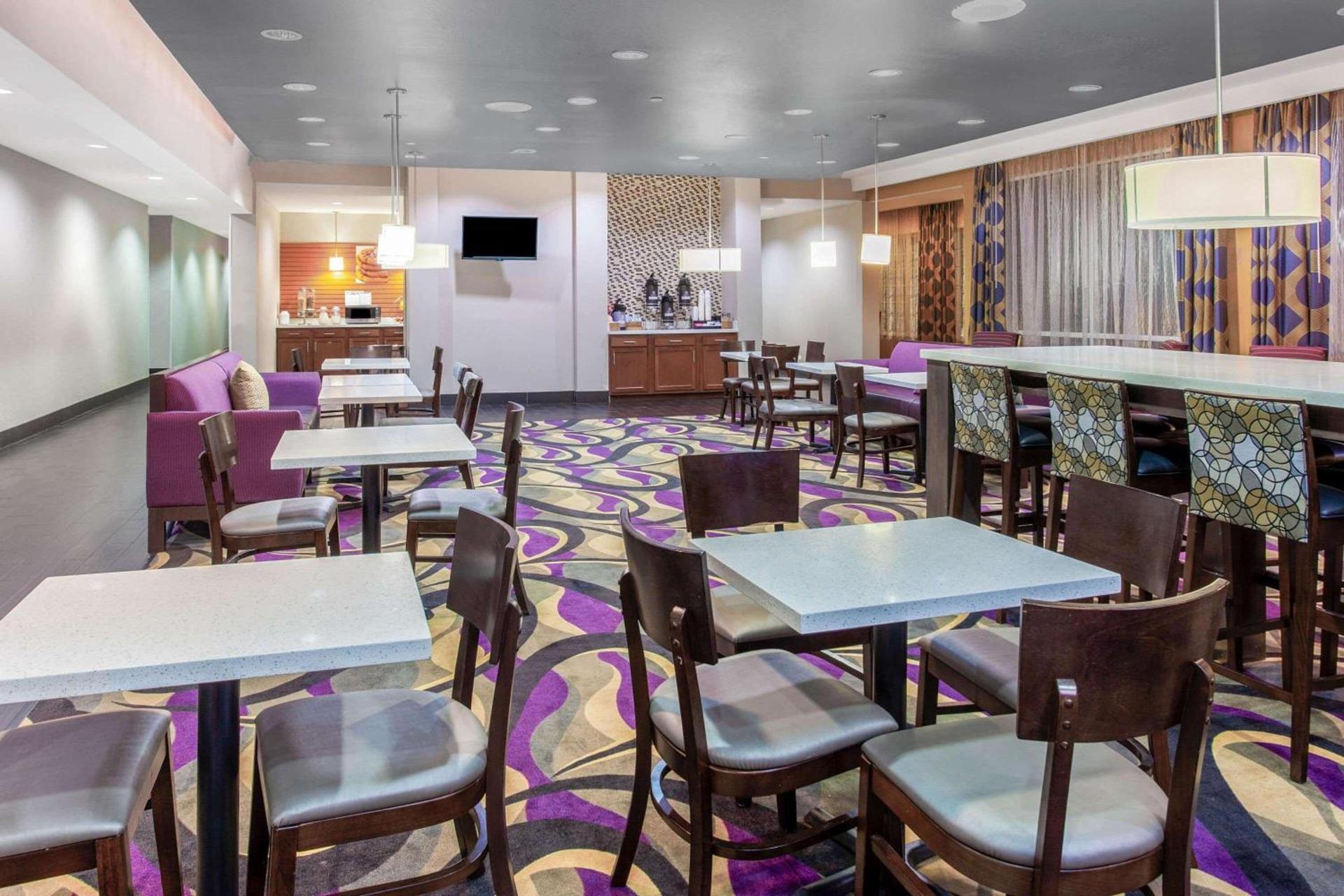 La Quinta by Wyndham Luling photo 28