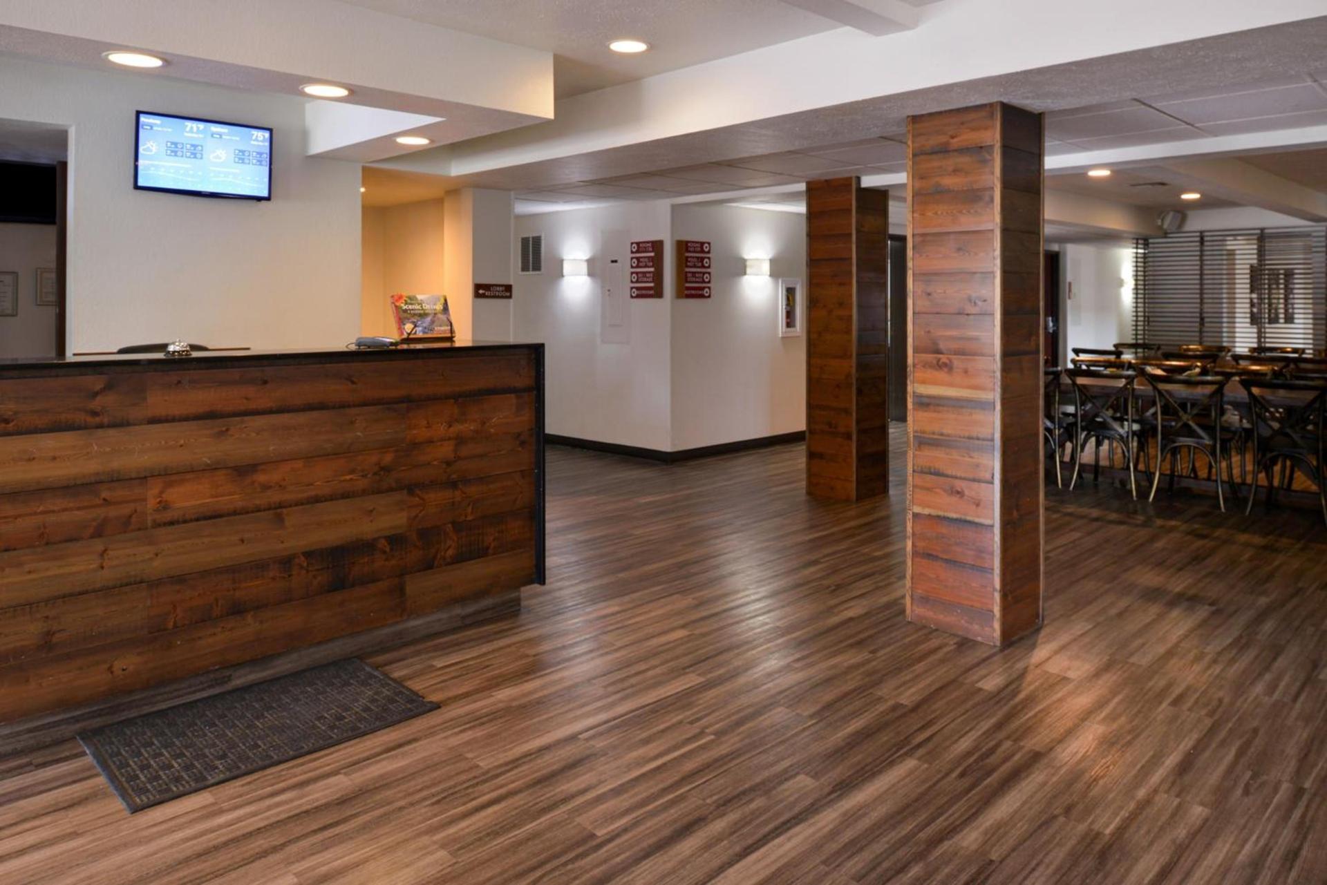 Hotel Ruby Sandpoint photo 2
