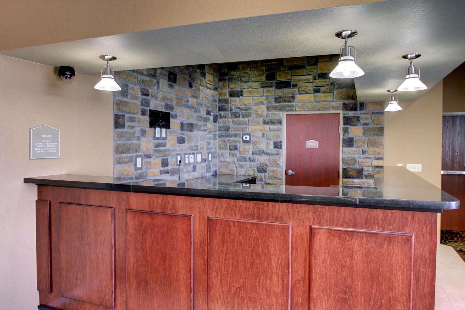 Cobblestone Inn & Suites - Bottineau photo 26