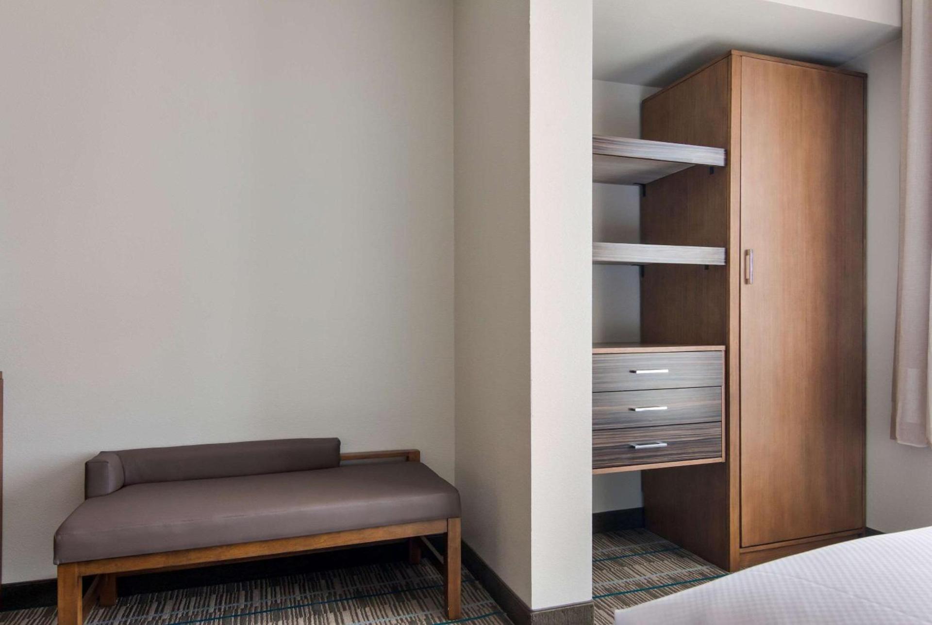 MainStay Suites East Camden photo 16