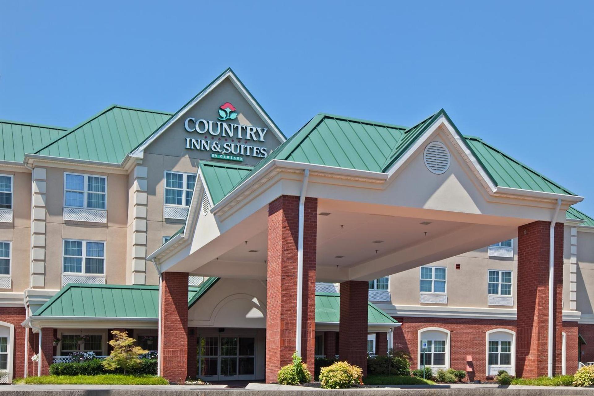 La Quinta Inn & Suites by Wyndam Knoxville West photo 7