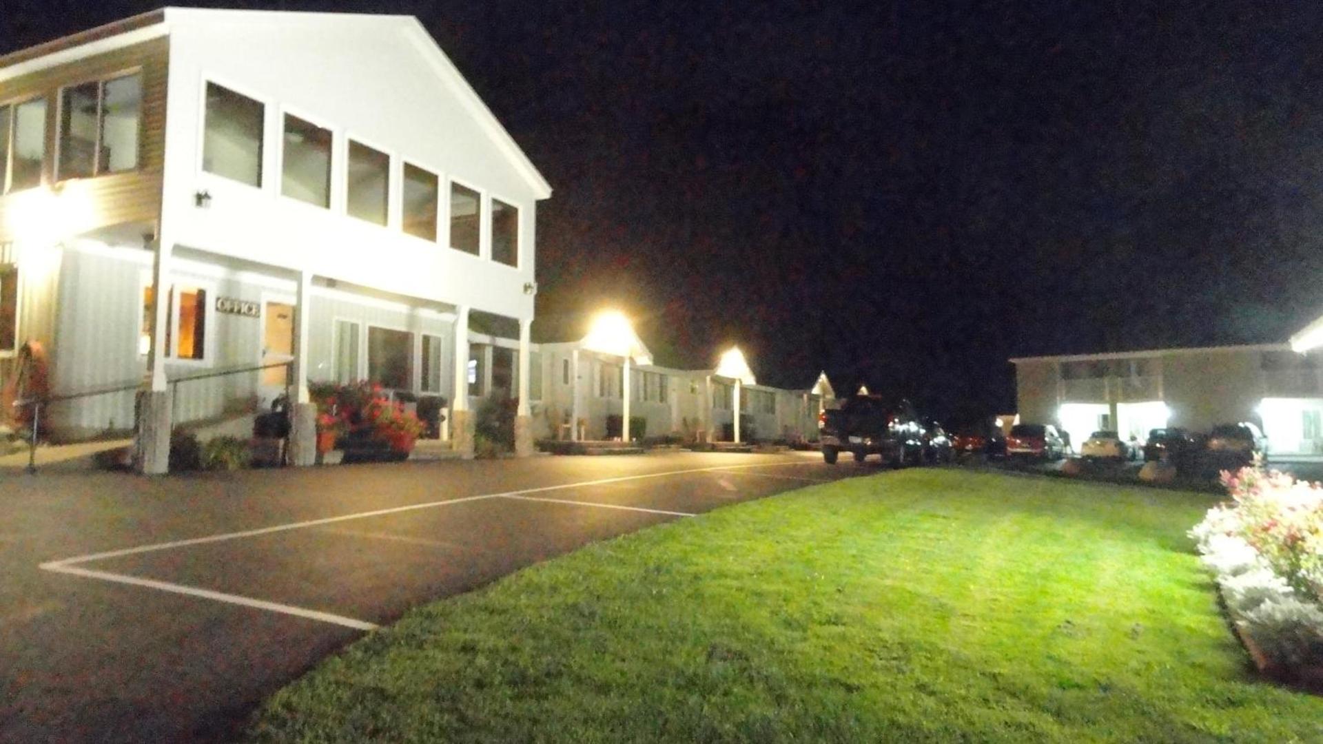 Studio Motel of Lake George photo 18