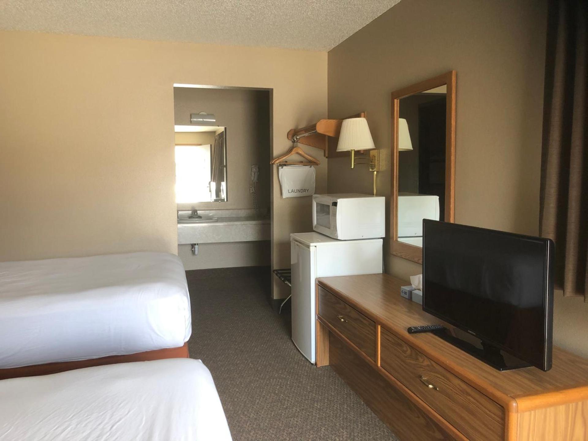 Americas Best Value Inn Onawa photo 9