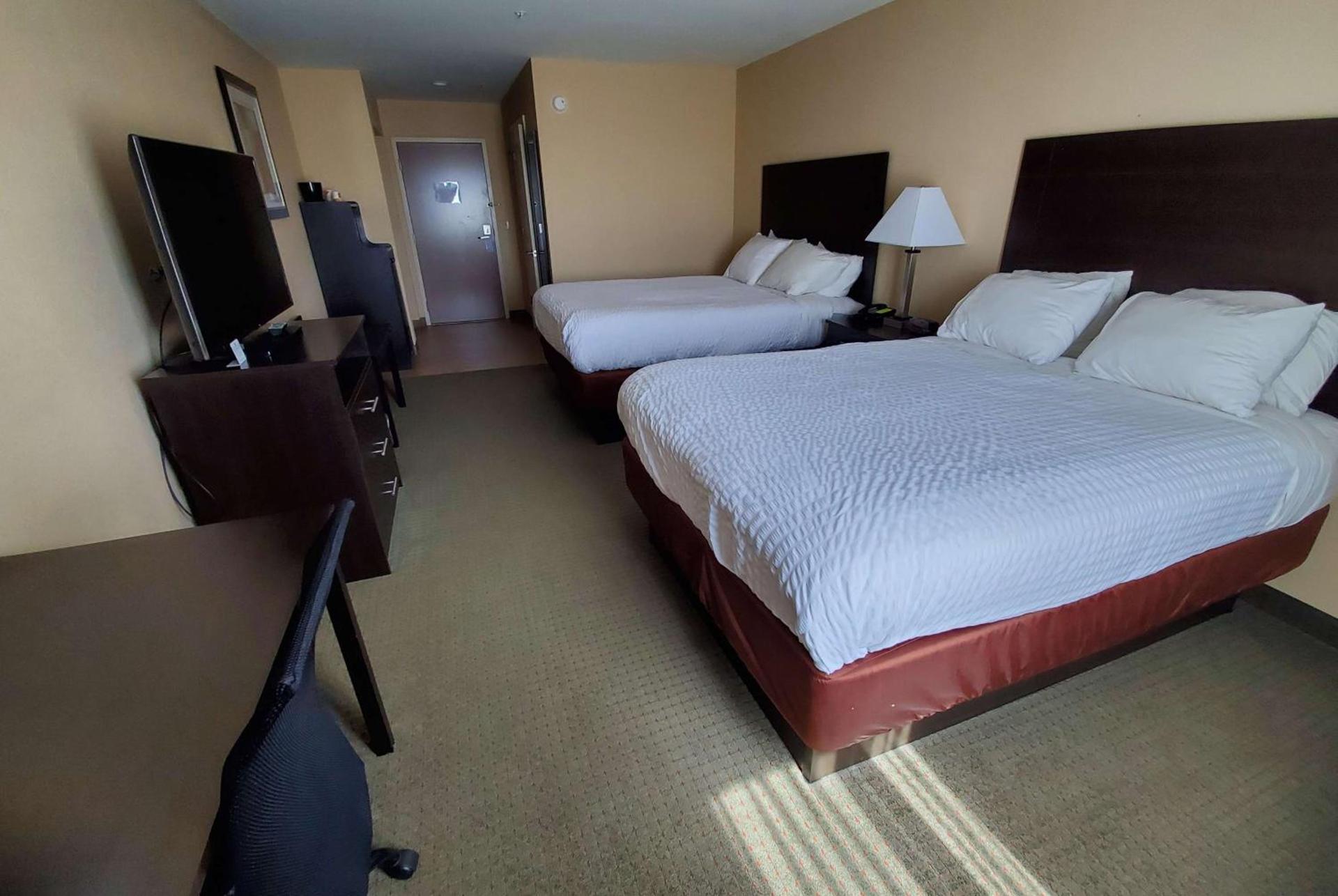 Days Inn & Suites by Wyndham Florence/Jackson Area photo 7