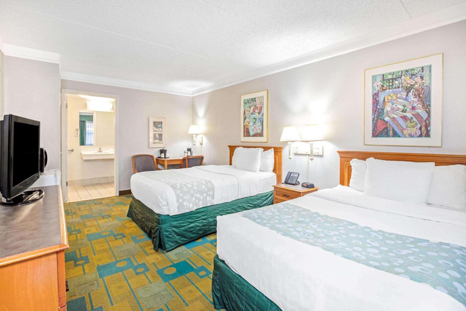 La Quinta Inn by Wyndham El Paso Cielo Vista photo 17