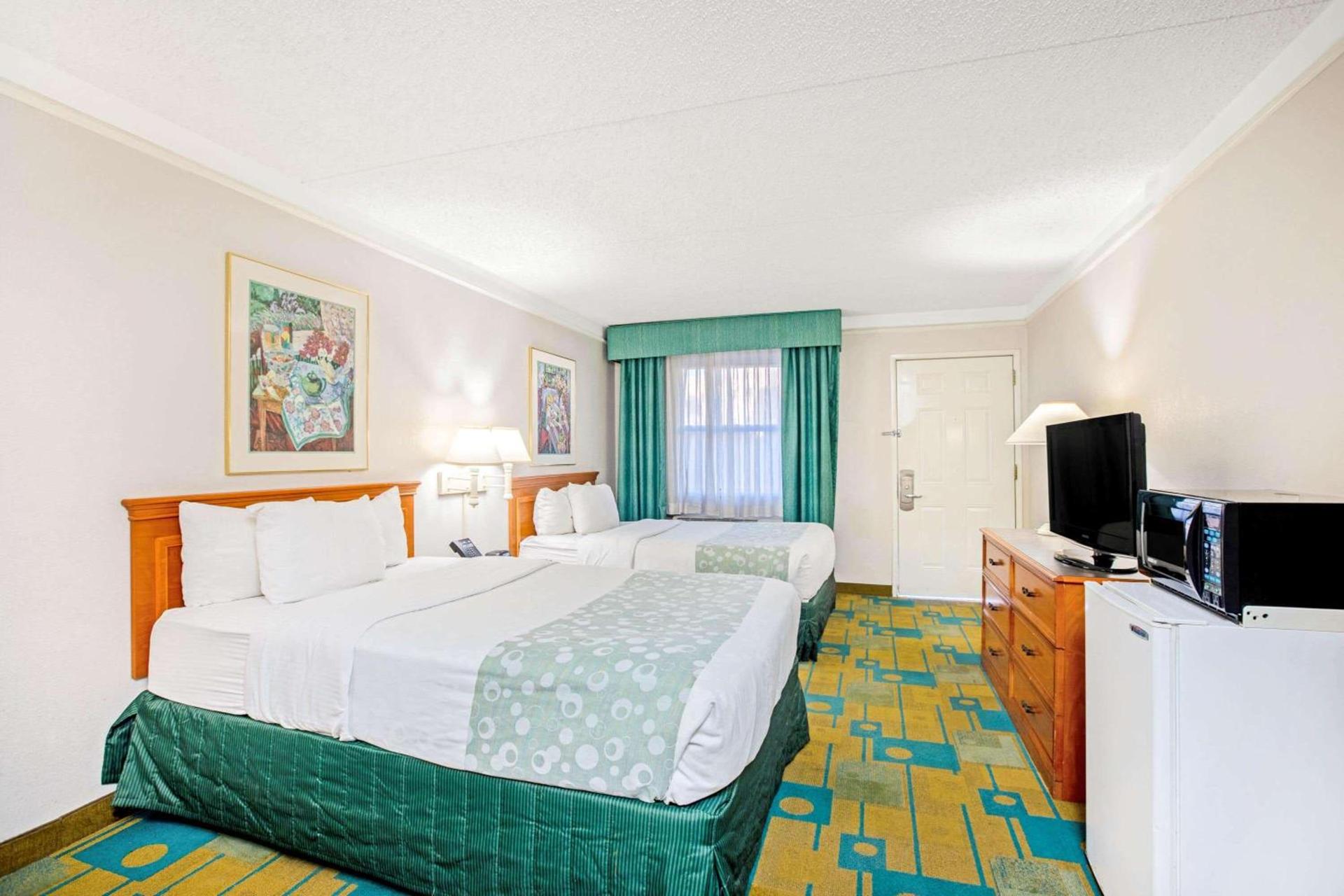 La Quinta Inn by Wyndham El Paso Cielo Vista photo 19