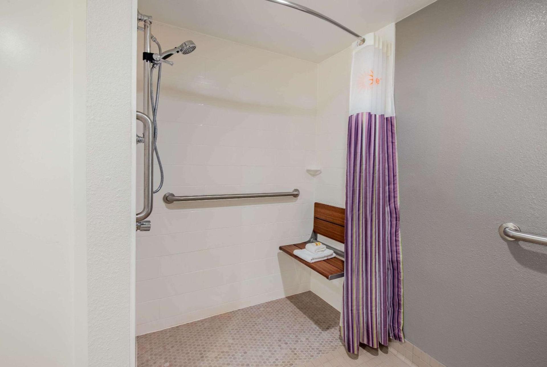 La Quinta by Wyndham Baltimore BWI Airport photo 53