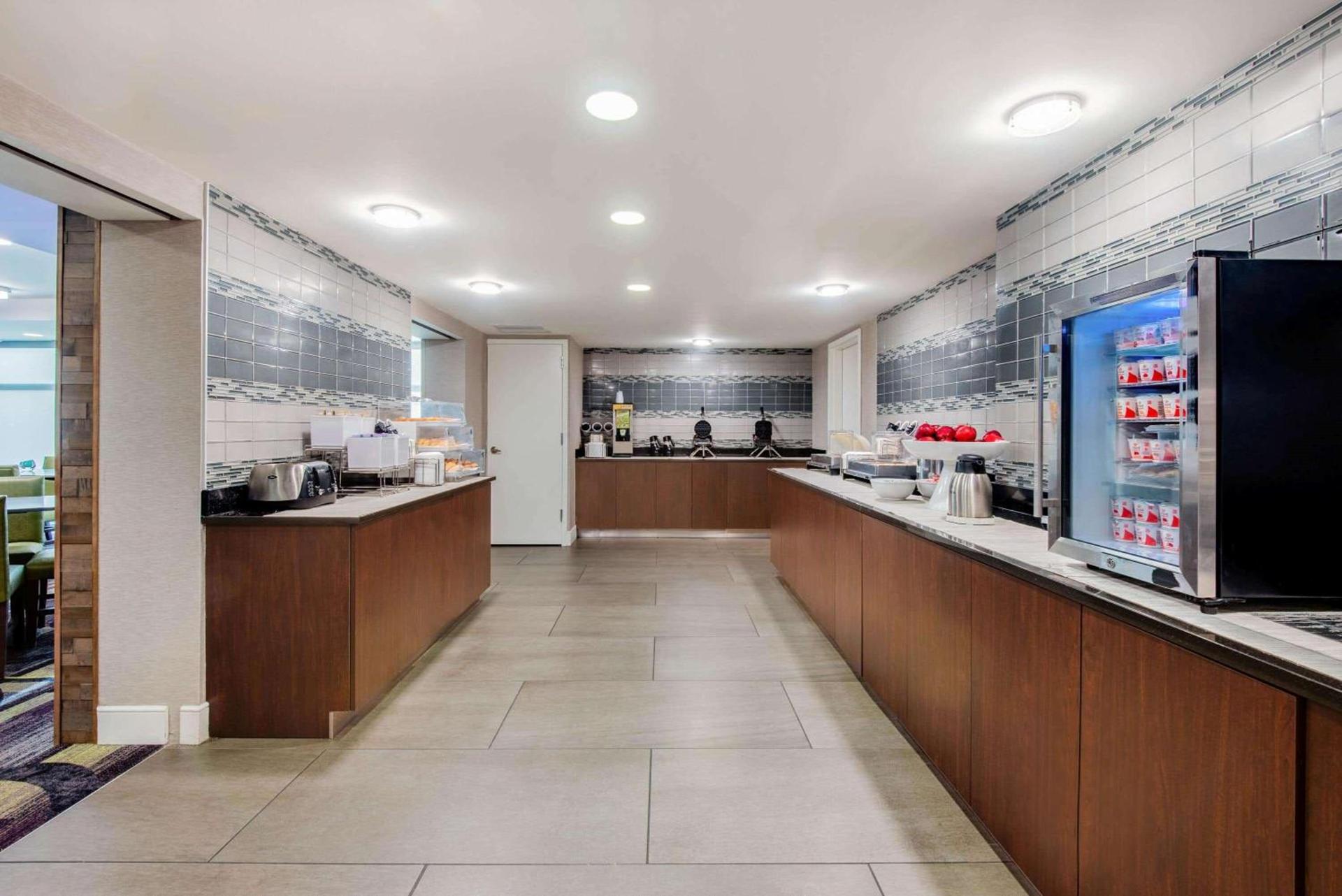 La Quinta by Wyndham Baltimore BWI Airport photo 45