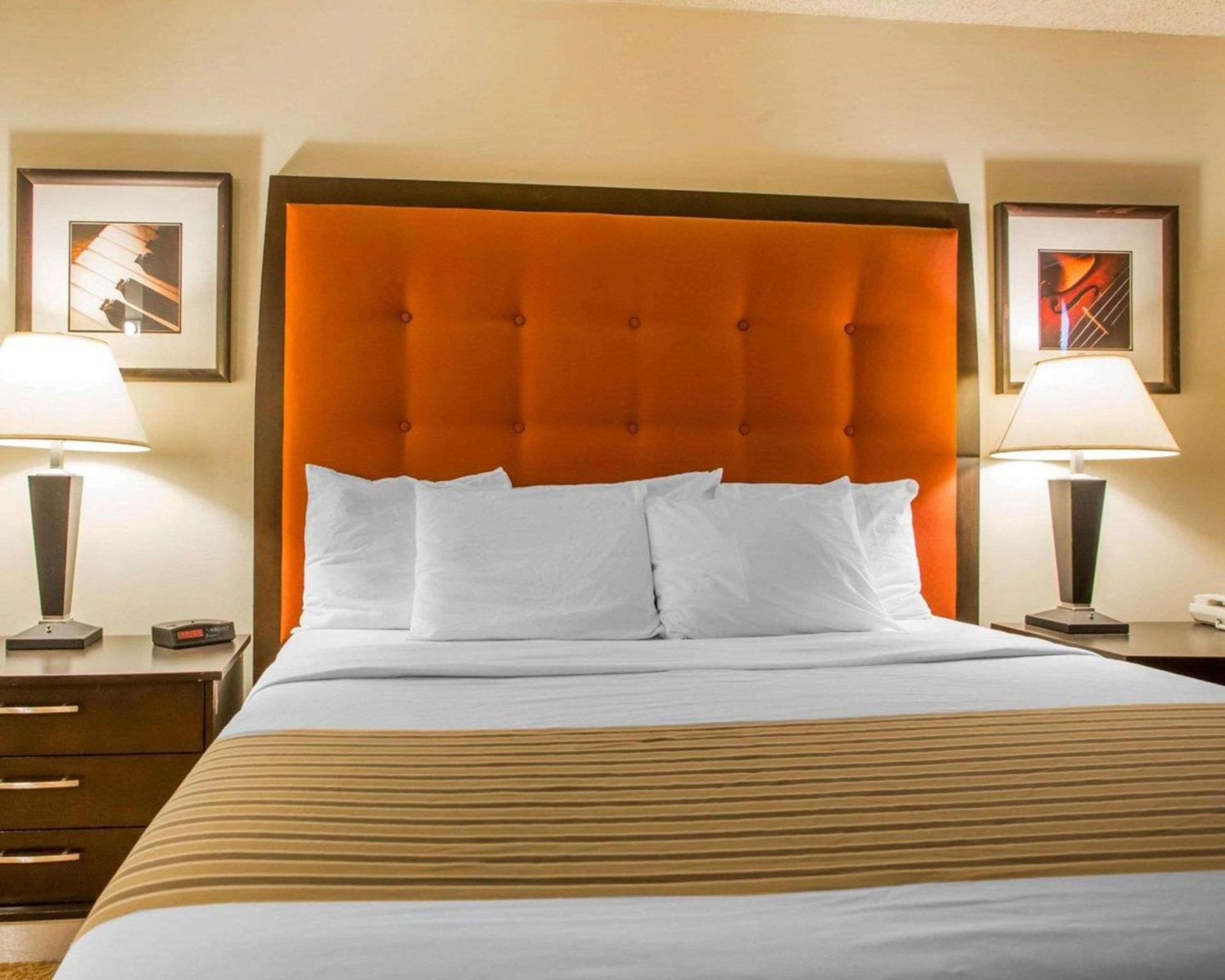 Ramada by Wyndham Stevens Point photo 4