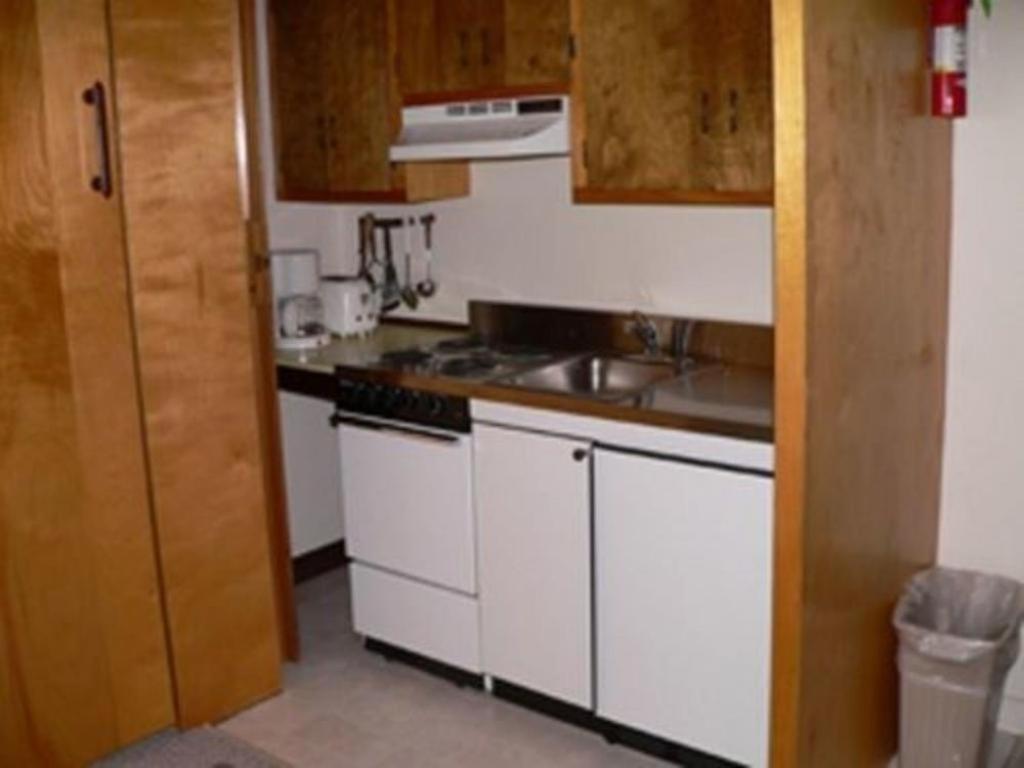 Evergreen Valley Inn photo 5