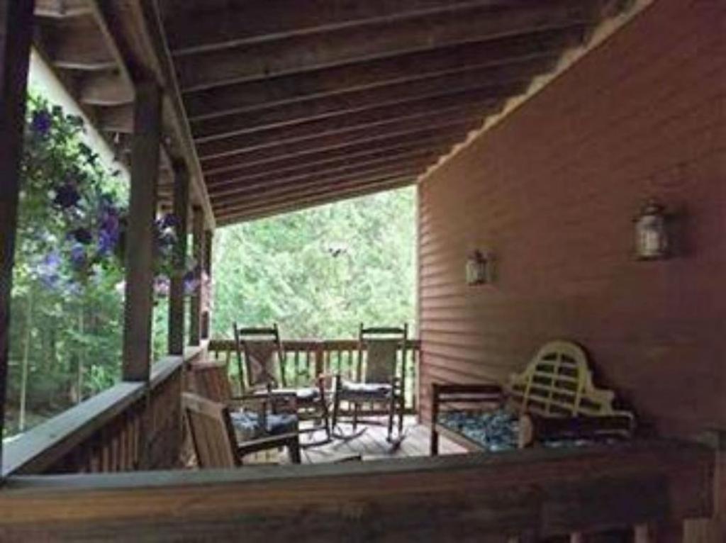 Evergreen Valley Inn photo 4