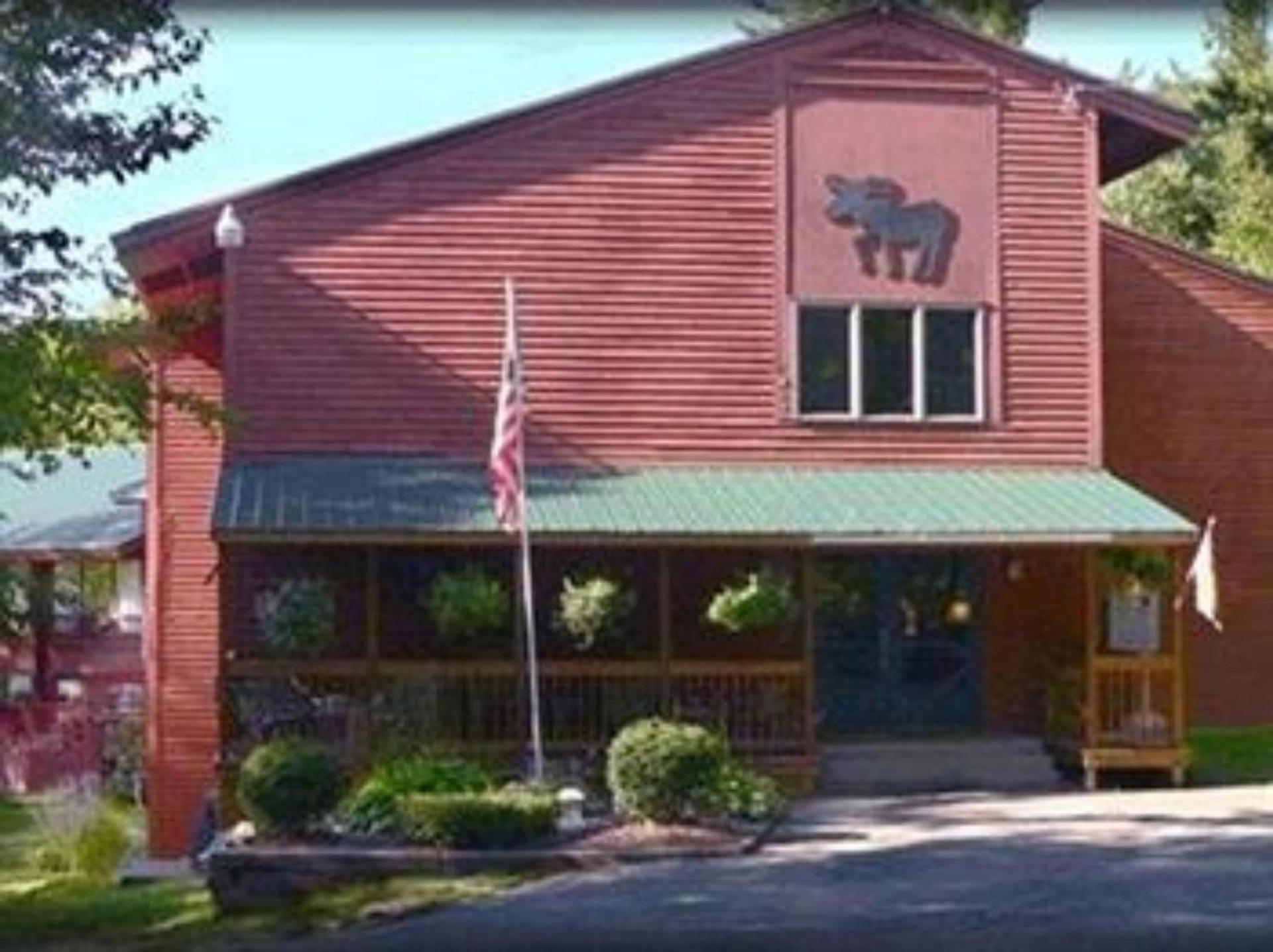 Evergreen Valley Inn photo 25