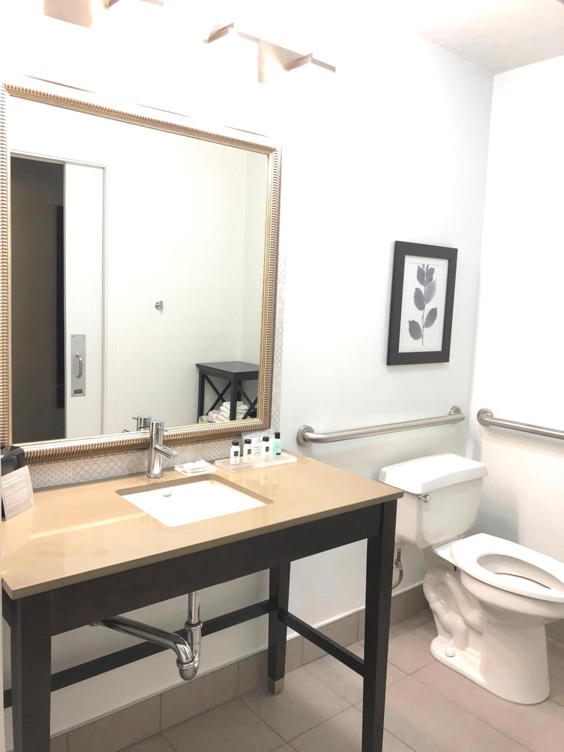 Country Inn & Suites by Radisson, San Jose International Airport, CA photo 19