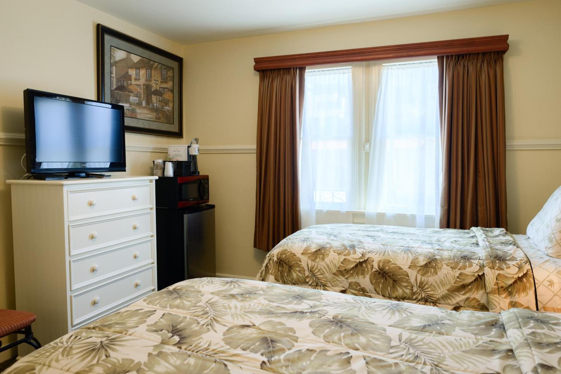 Marina Motel photo 73