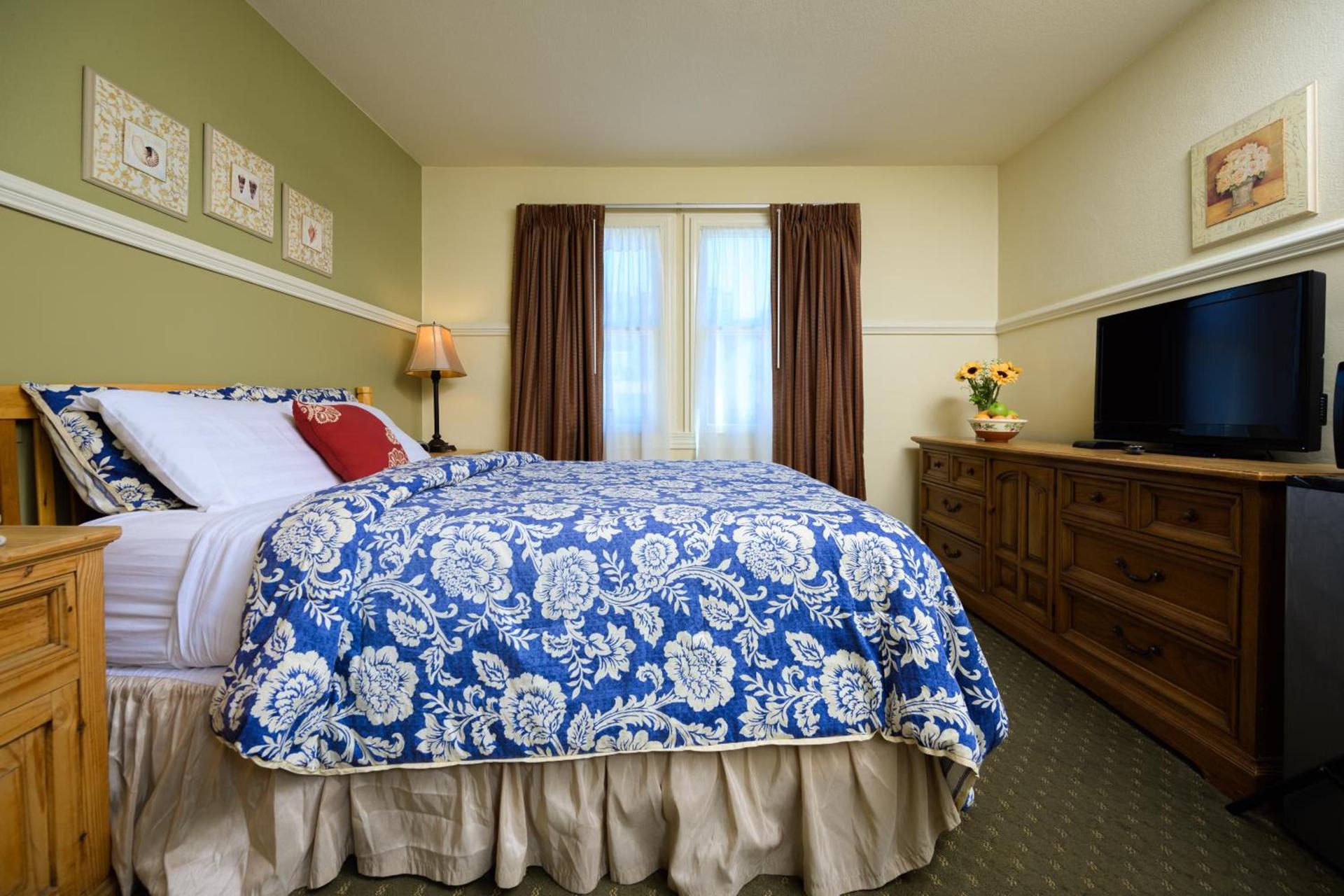 Marina Motel photo 53
