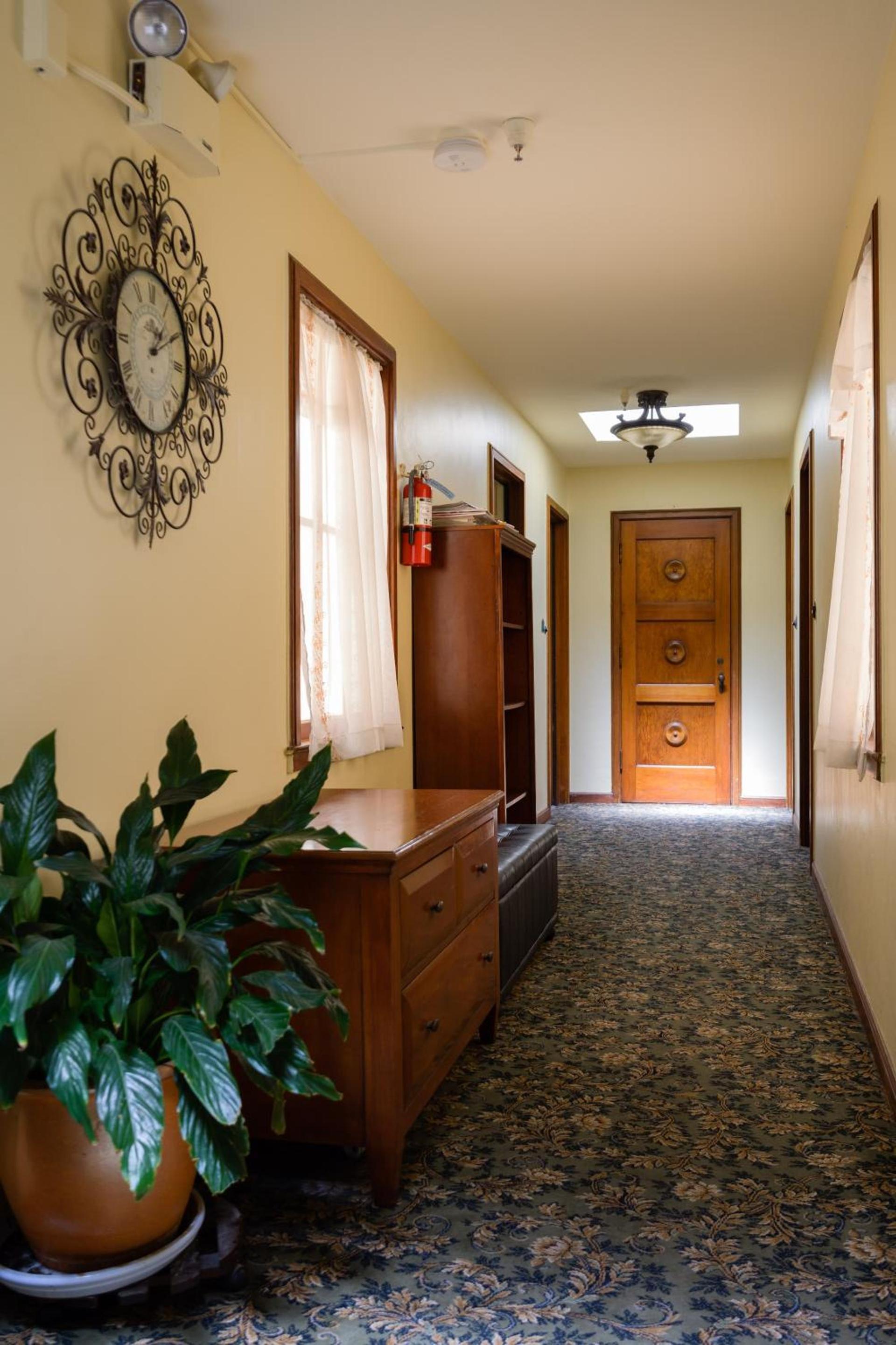 Marina Motel photo 26