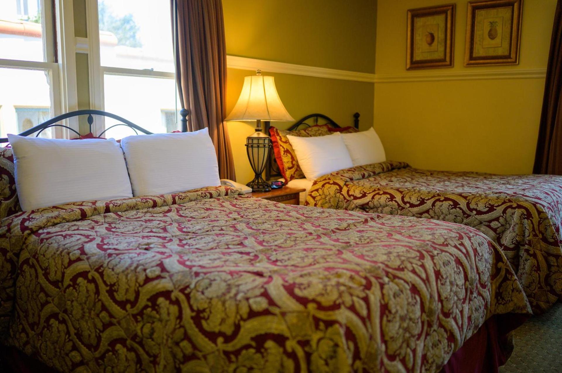 Marina Motel photo 31