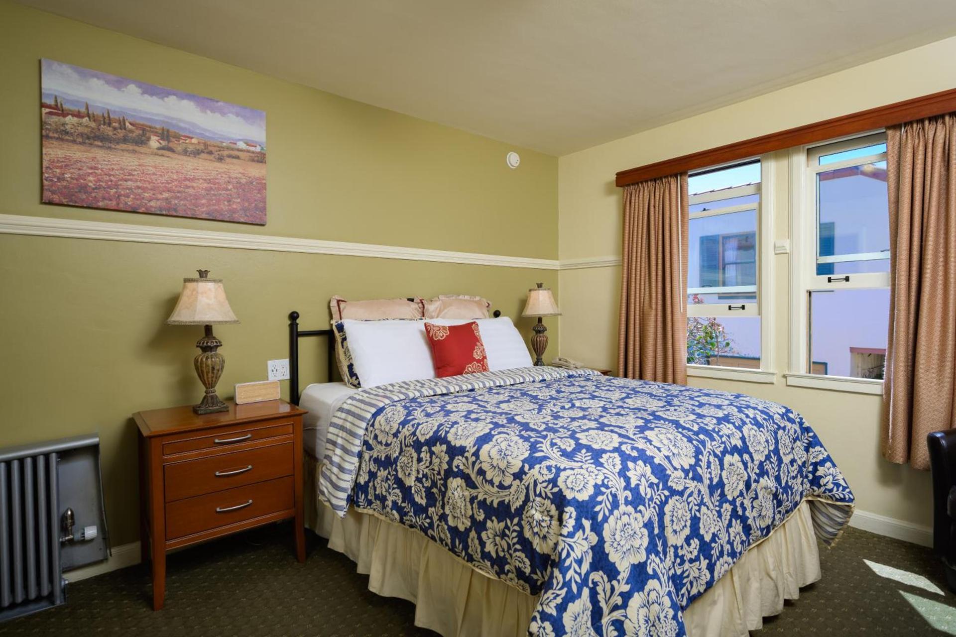 Marina Motel photo 25