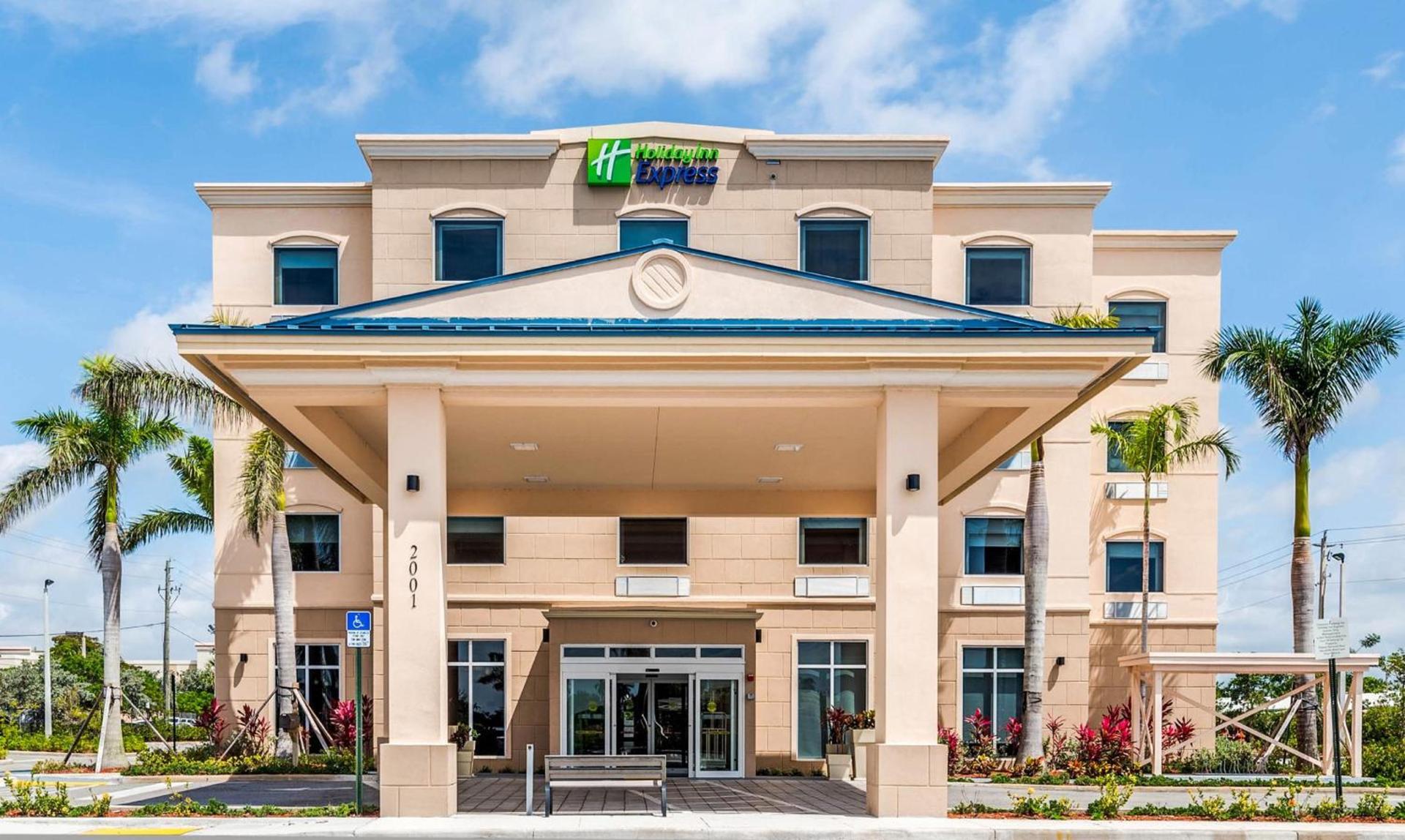 Holiday Inn Express & Suites Boynton Beach by IHG photo 6