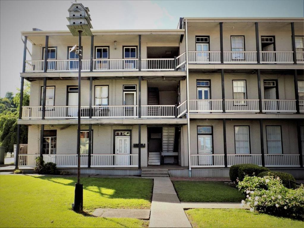Lee House Inn photo 53