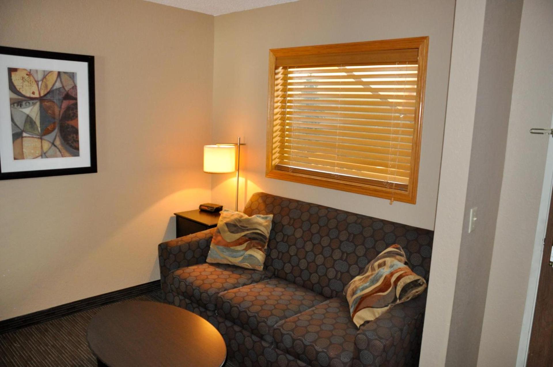 AmericInn by Wyndham Clear Lake photo 49