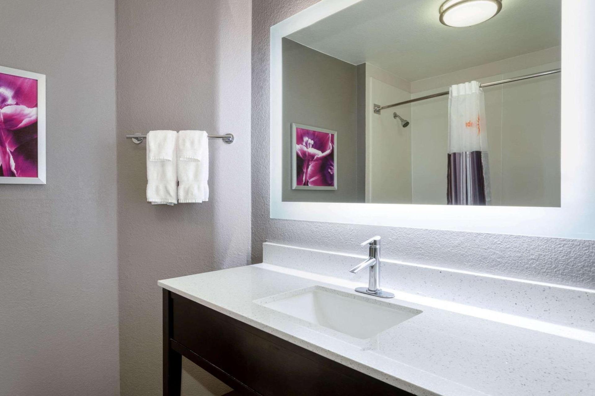 La Quinta by Wyndham Denver Boulder - Louisville photo 18