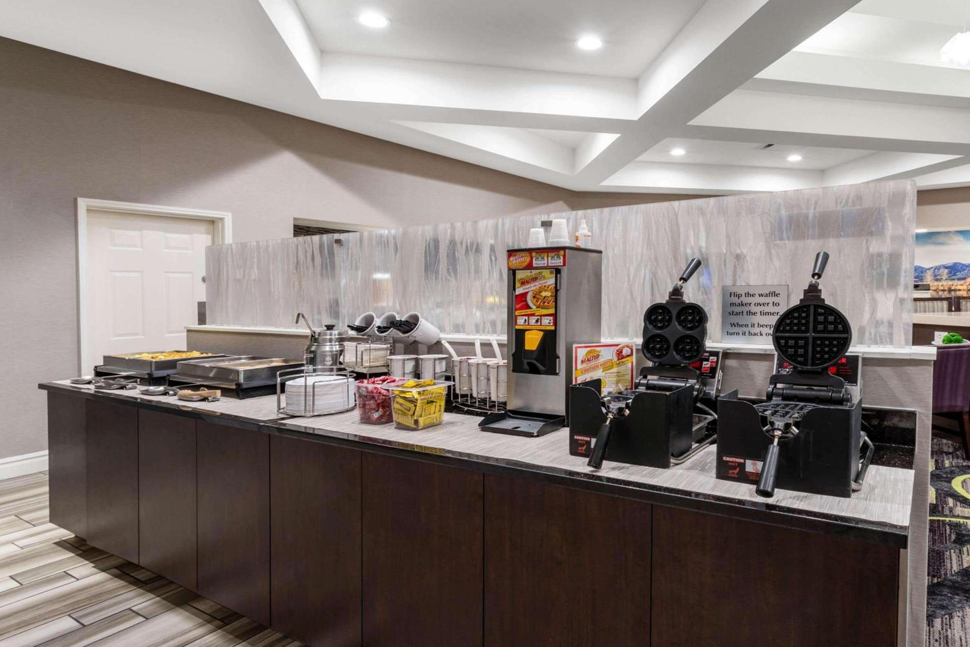 La Quinta by Wyndham Denver Boulder - Louisville photo 25