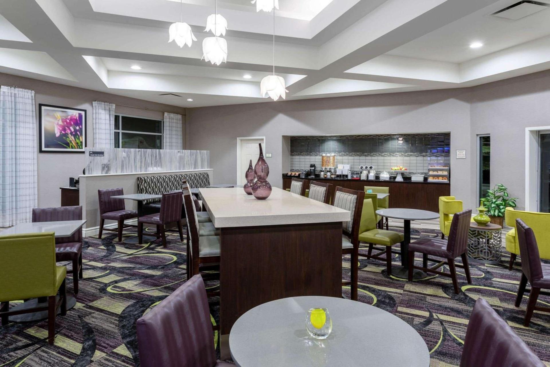La Quinta by Wyndham Denver Boulder - Louisville photo 26