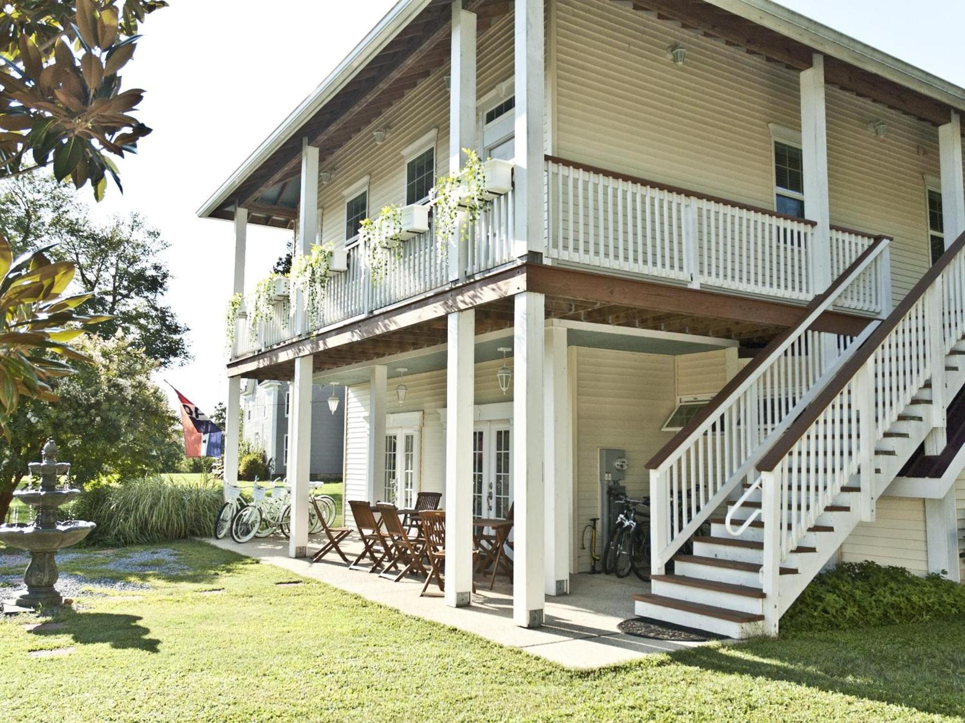 Haven Point Inn and Gallery photo 13