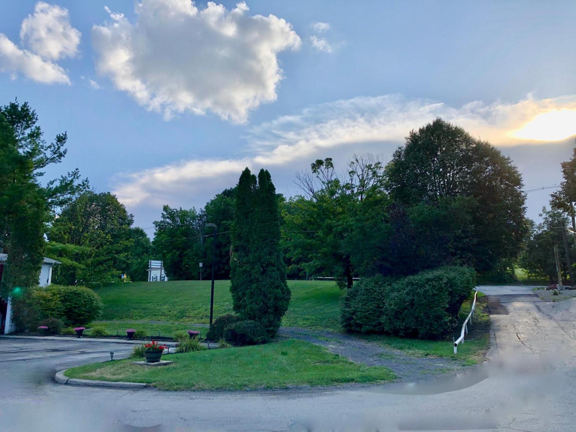 Rolling Hills Motel photo 7