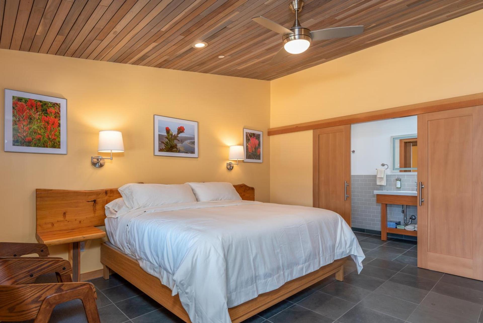 Wildflower Boutique Motel photo 11