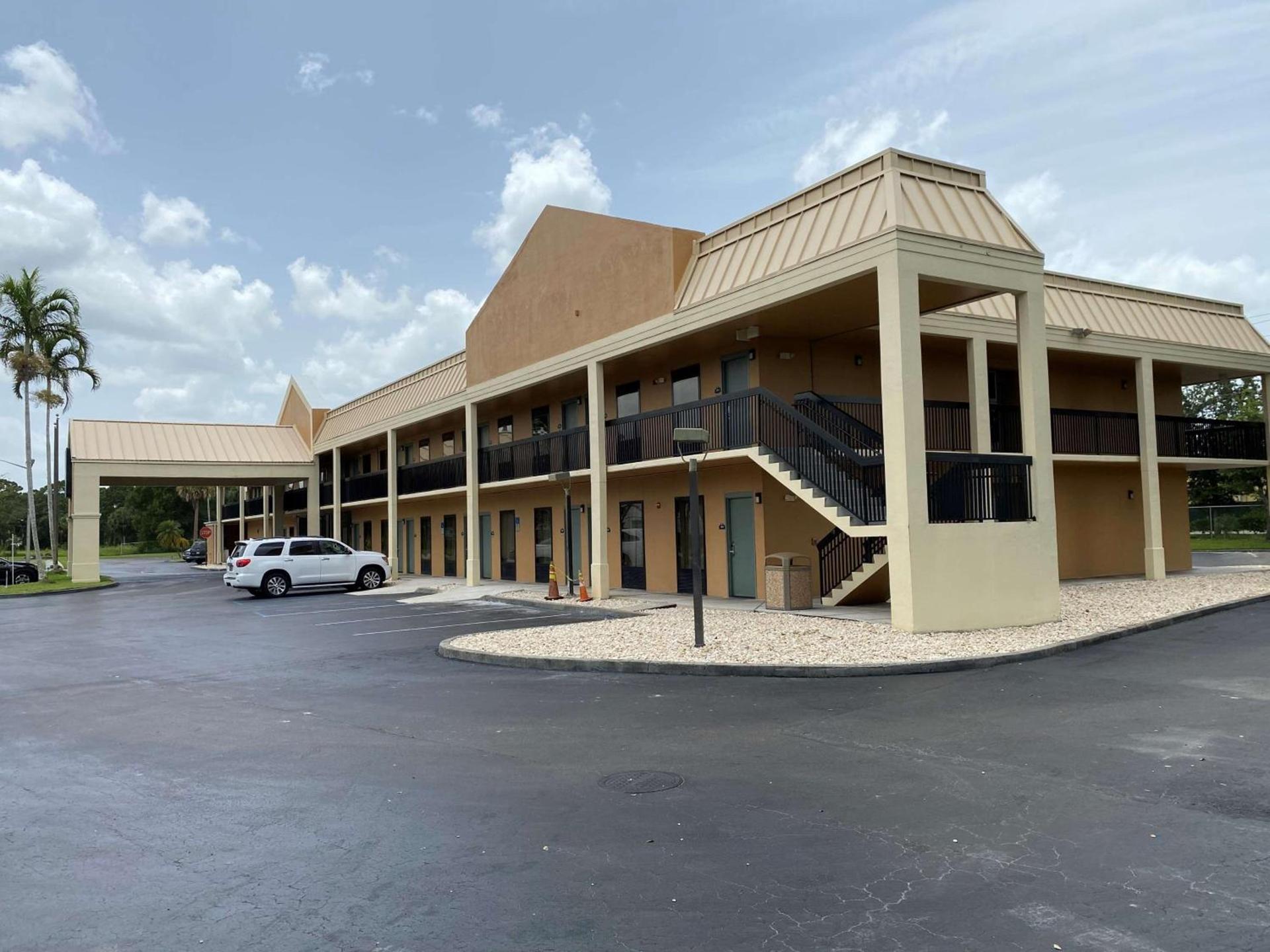 Quality Inn Fort Pierce I-95 photo 22