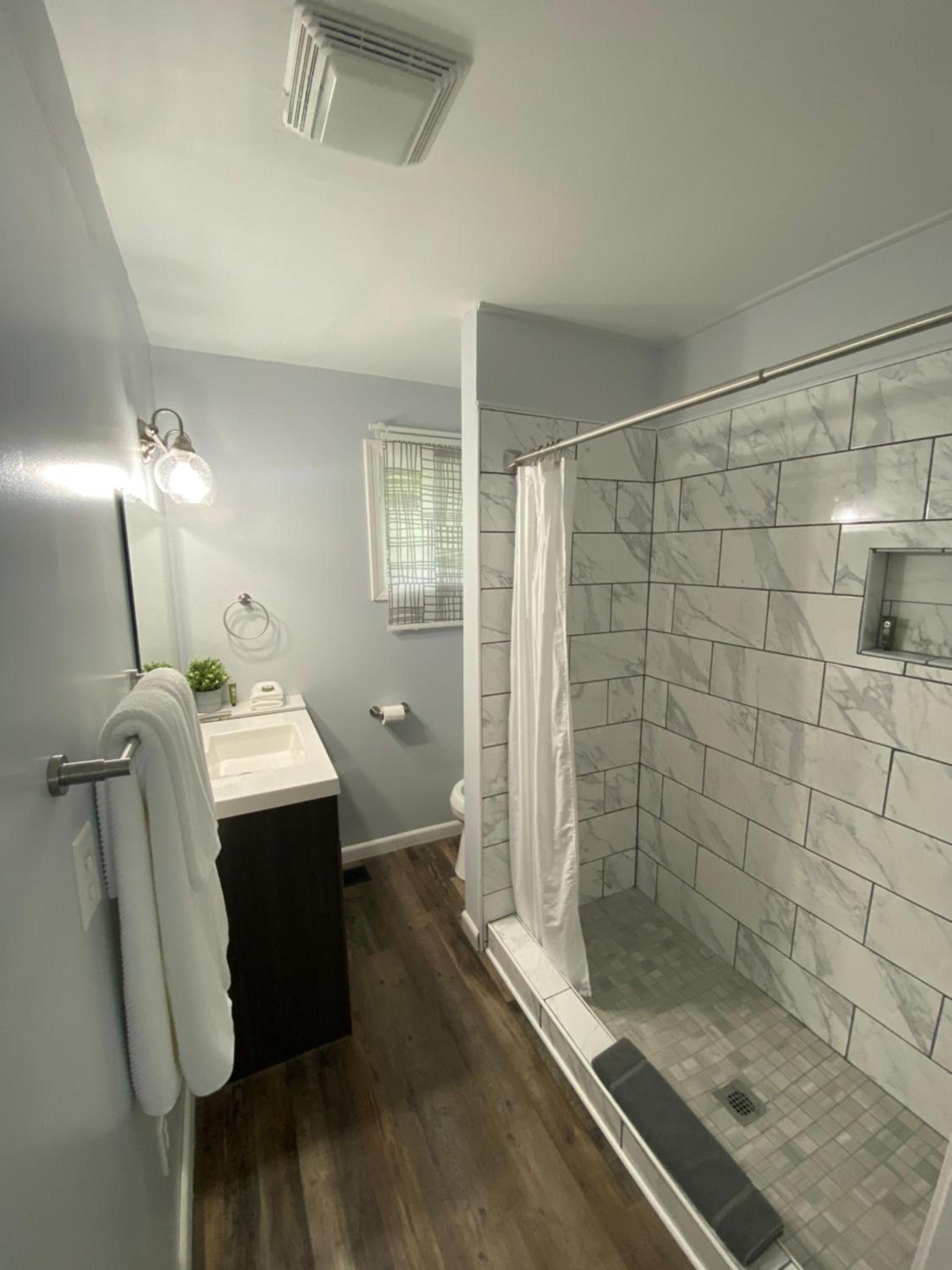 Veda Inn & Cottages photo 58