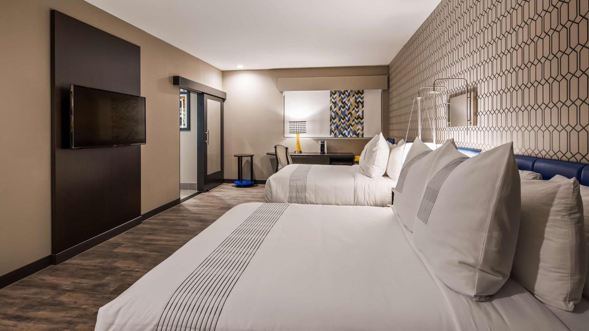 GLō Best Western Tulsa-Catoosa East Route 66 photo 6