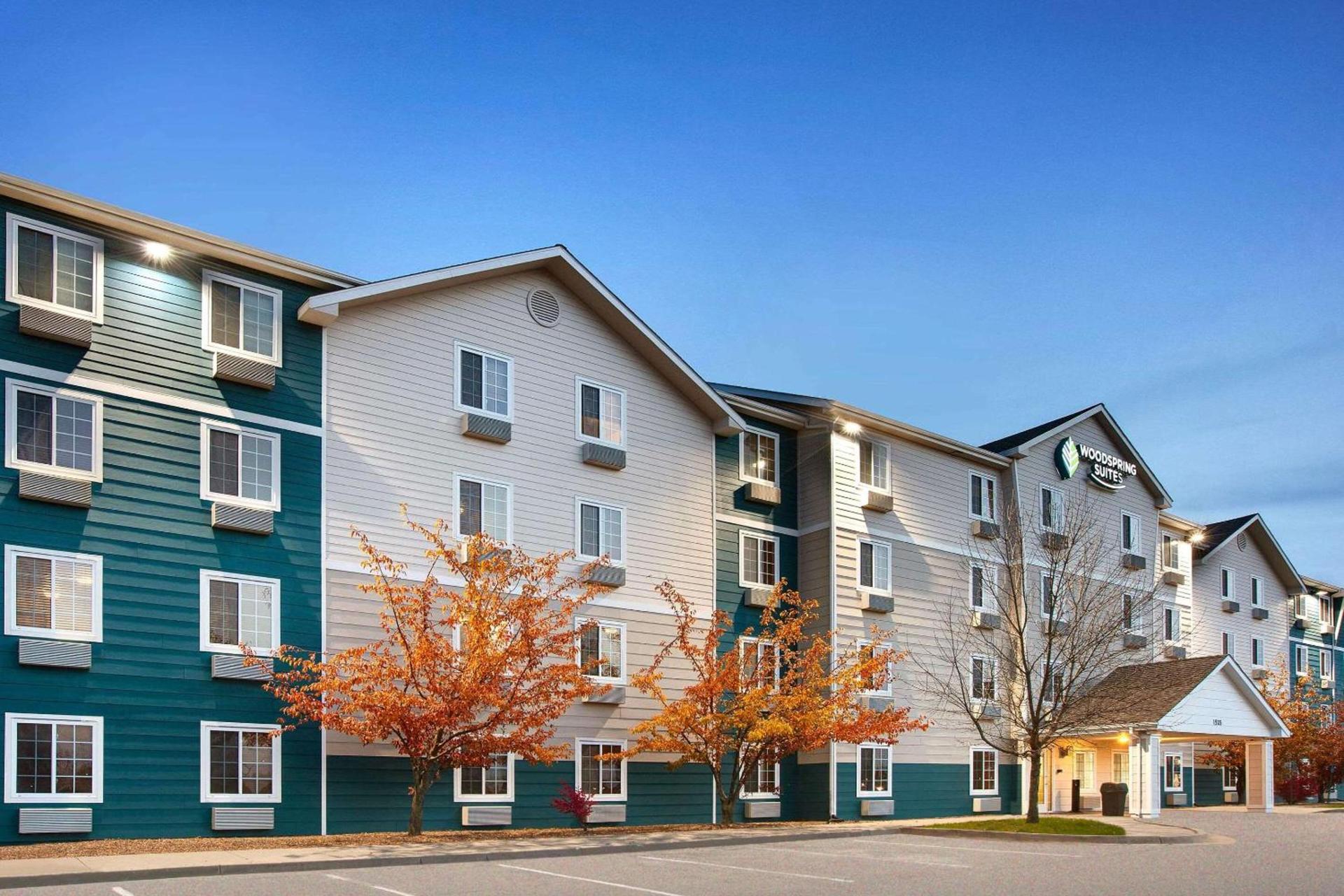 WoodSpring Suites Council Bluffs photo 3