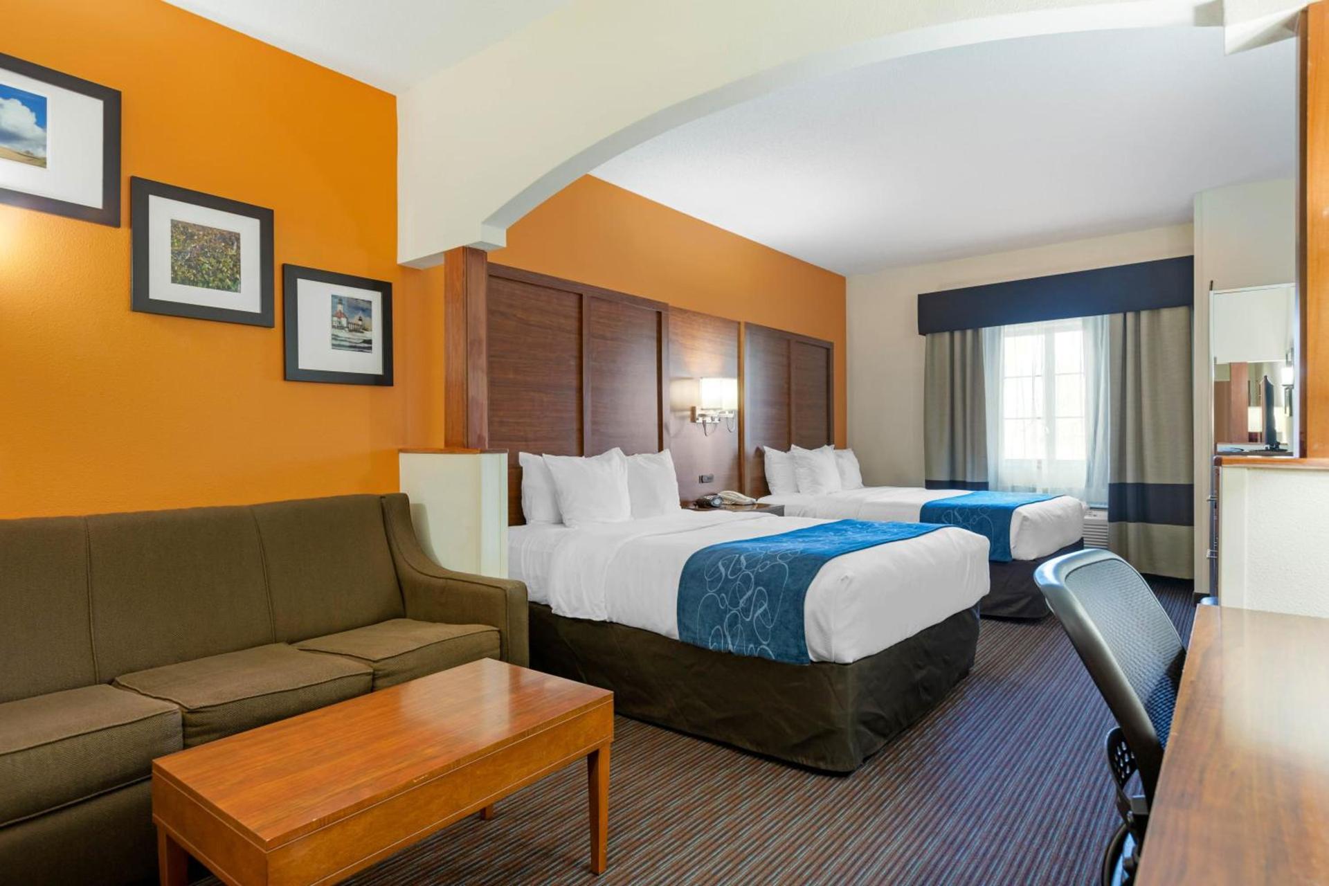 Comfort Suites Stevensville - St Joseph photo 4
