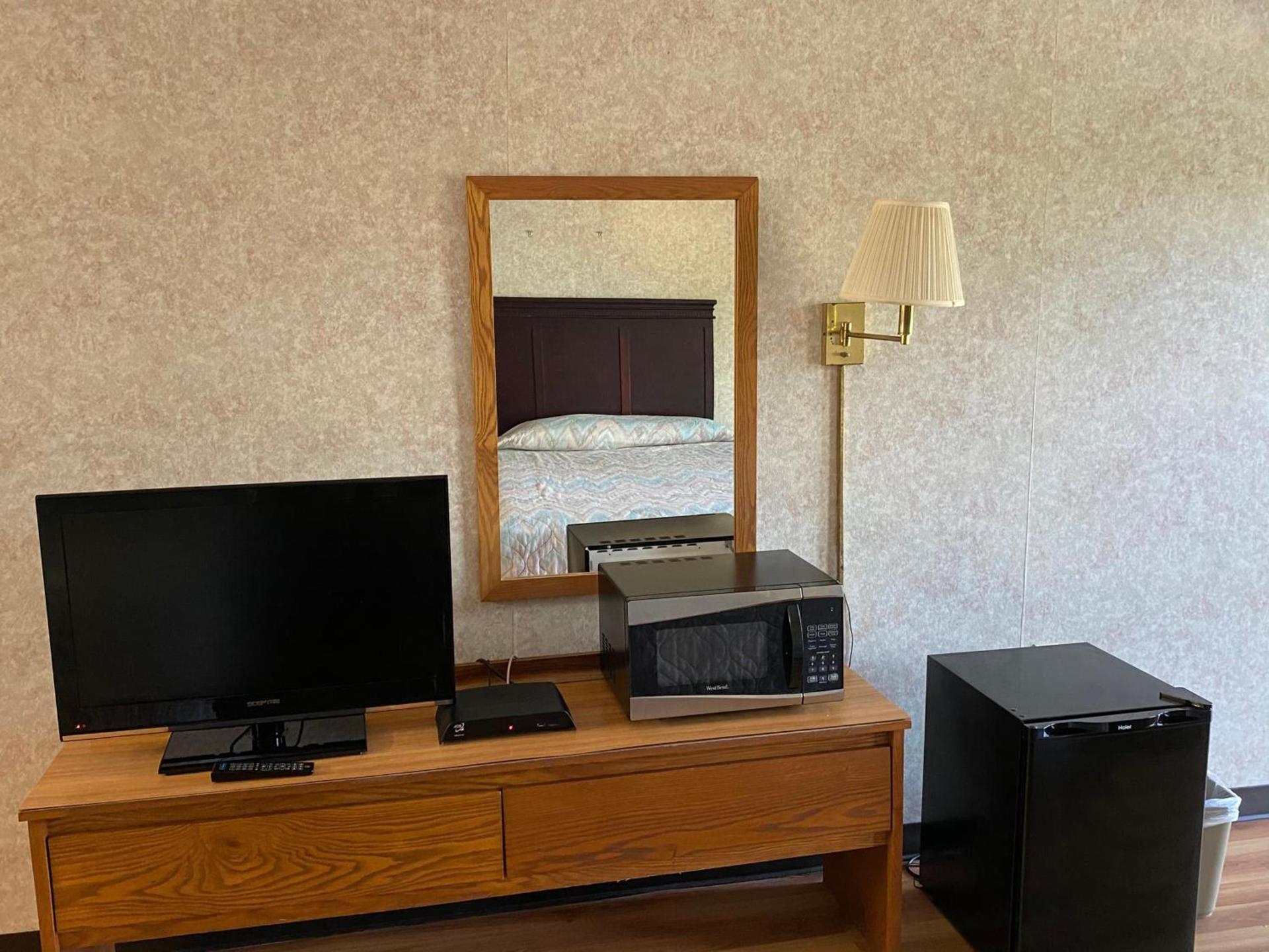 Riverfront Lodge photo 13