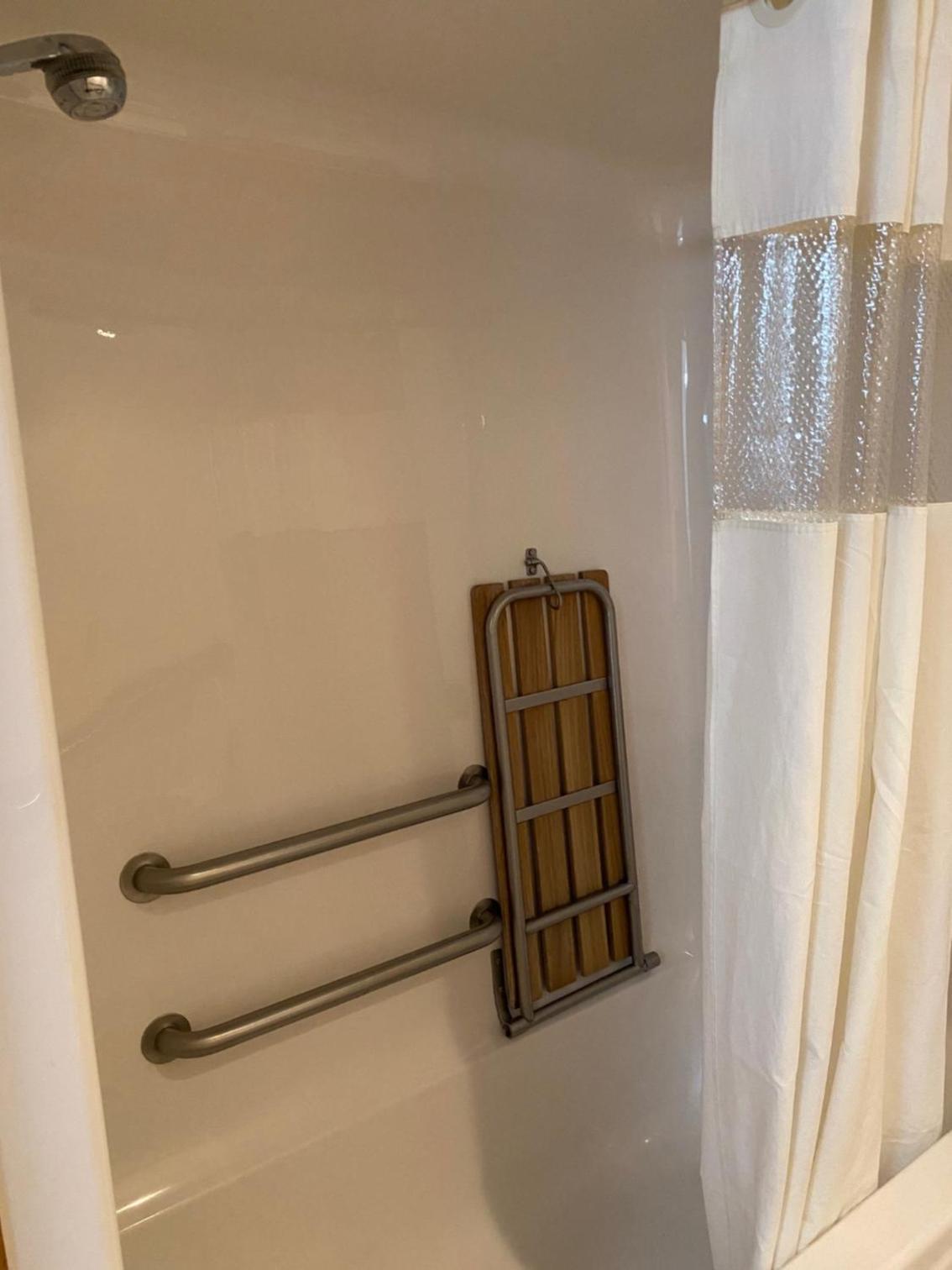 Americas Best Value Inn Champaign photo 21