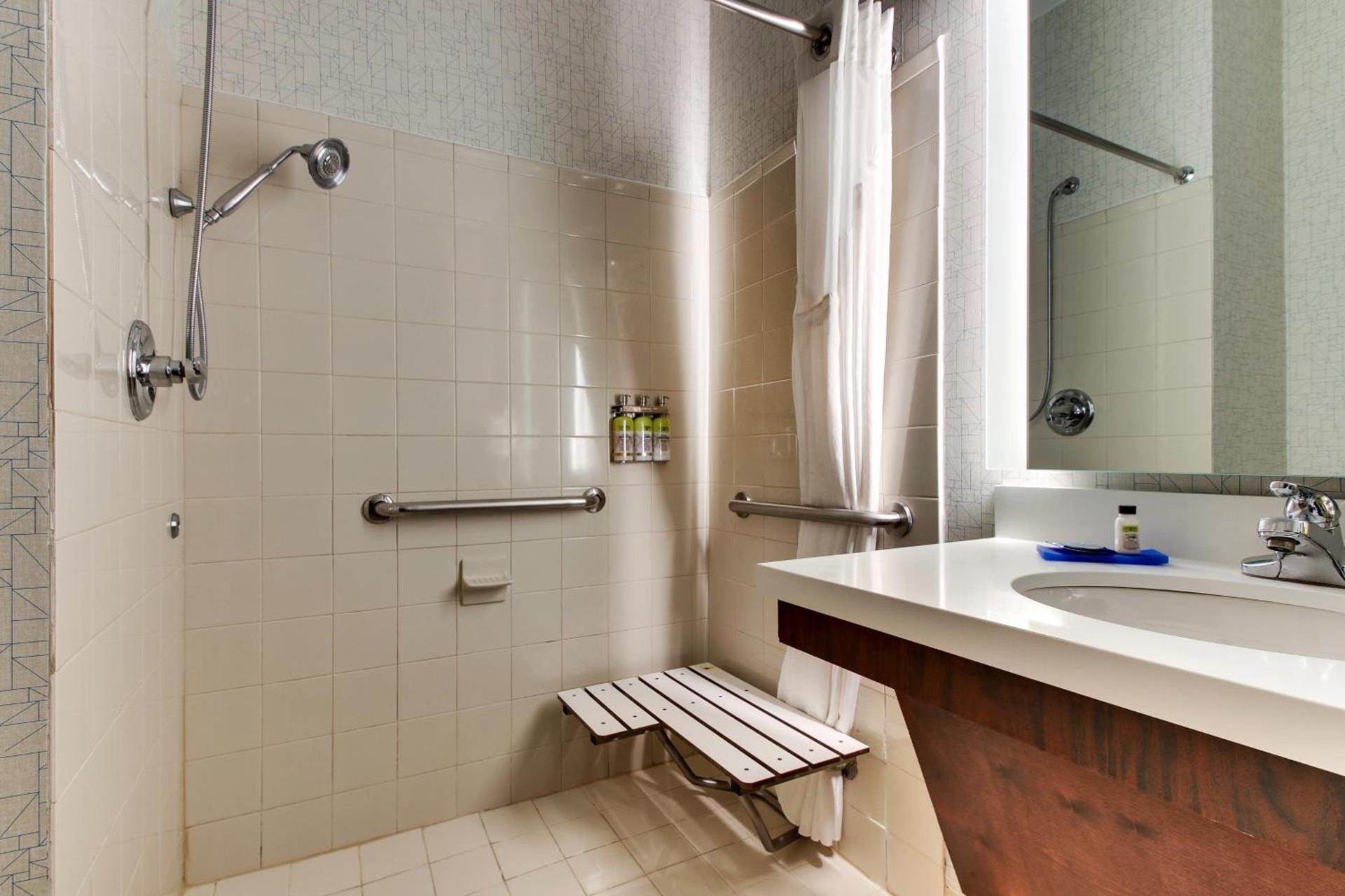 Holiday Inn Express Hotel & Suites Austell Powder Springs by IHG photo 6