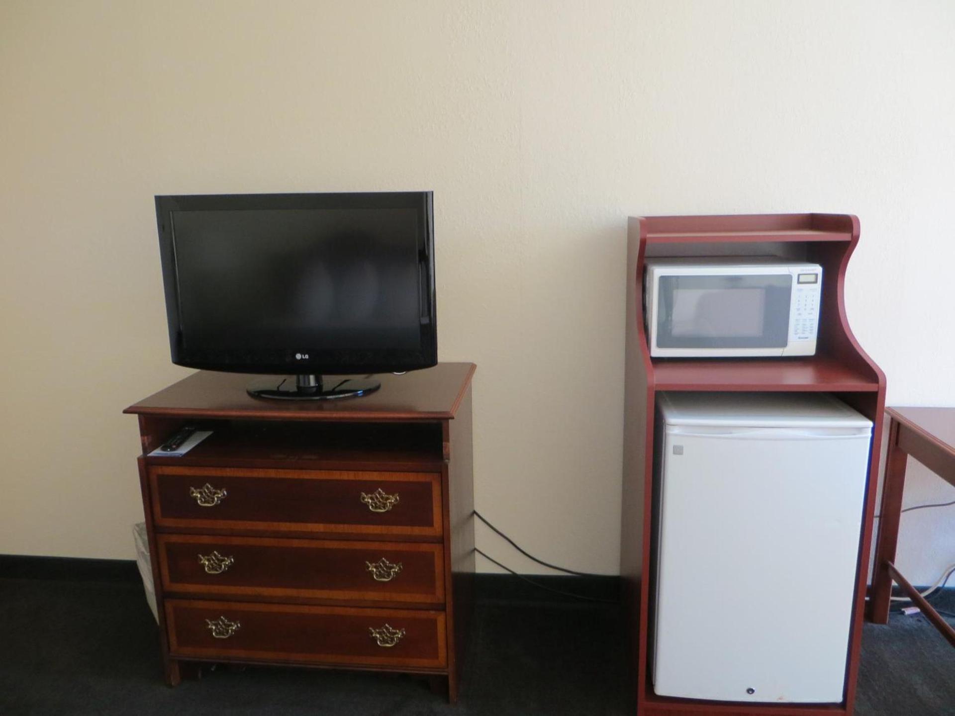 Days Inn by Wyndham Grand Island I-80 photo 16