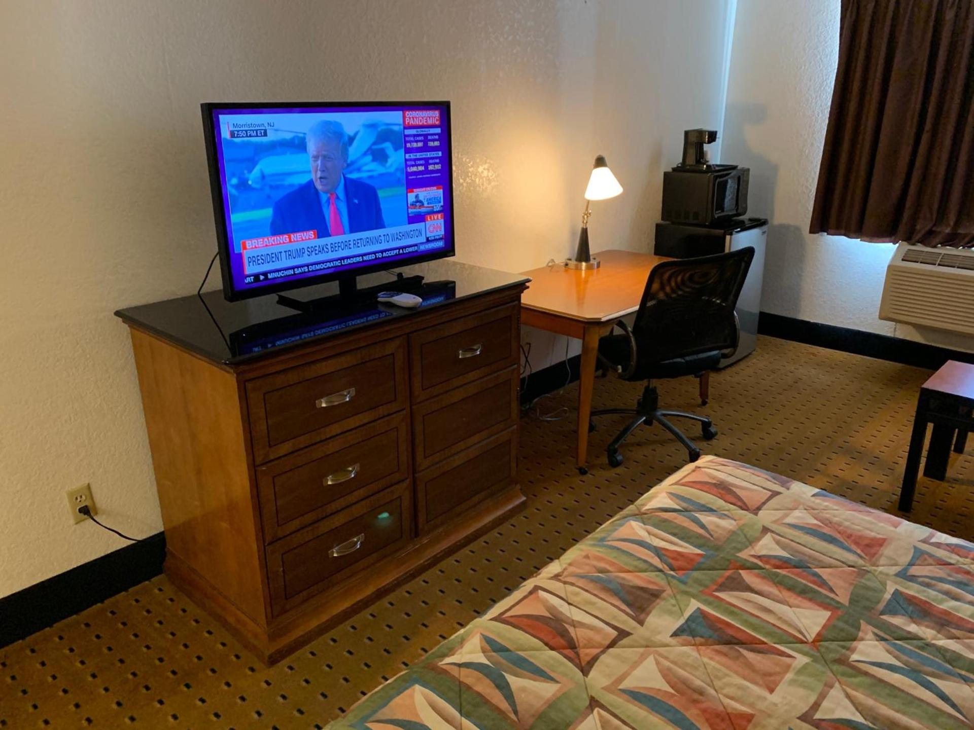 Brentwood Inn & Suites photo 5