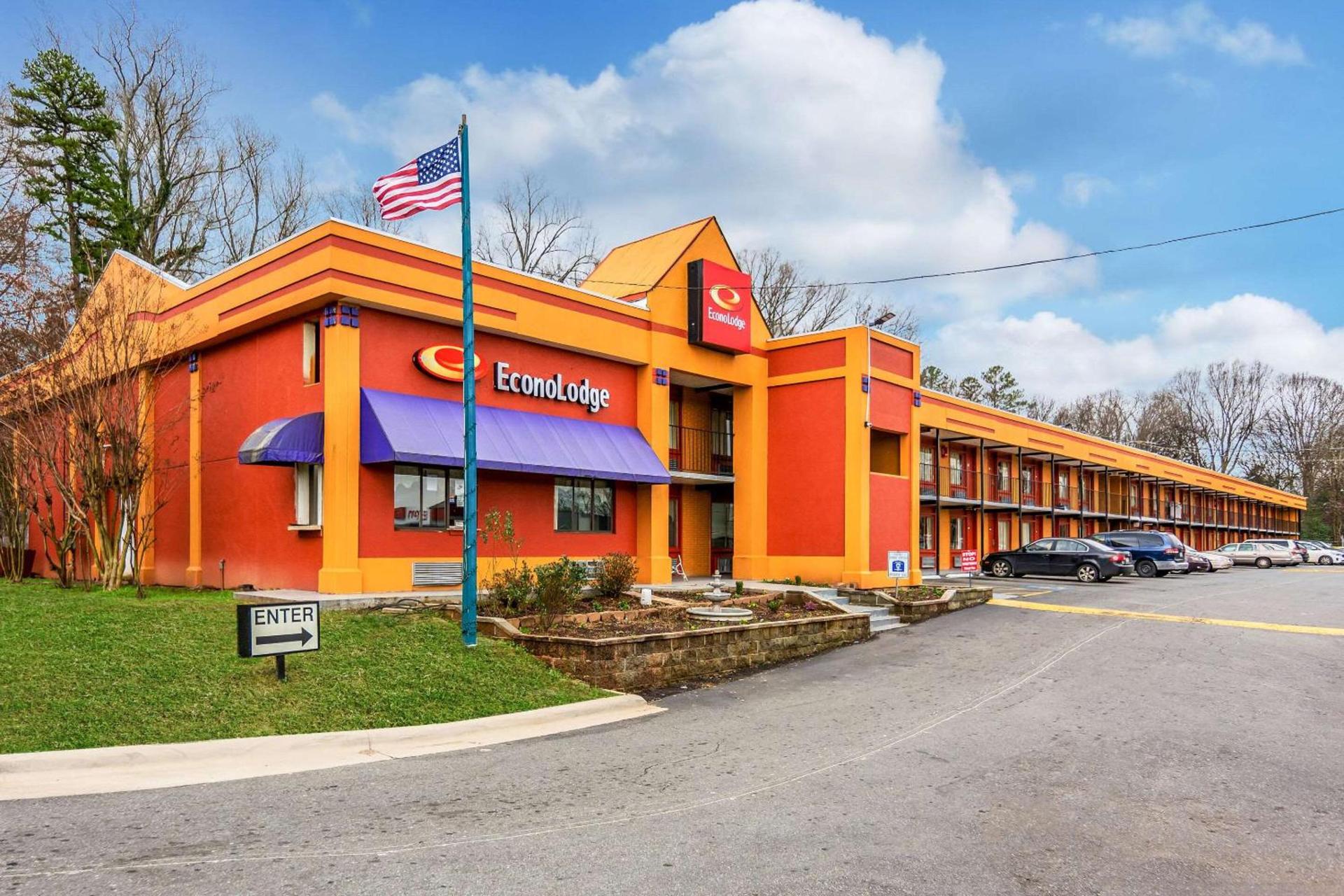 Econo Lodge Charlotte Airport Area photo 2