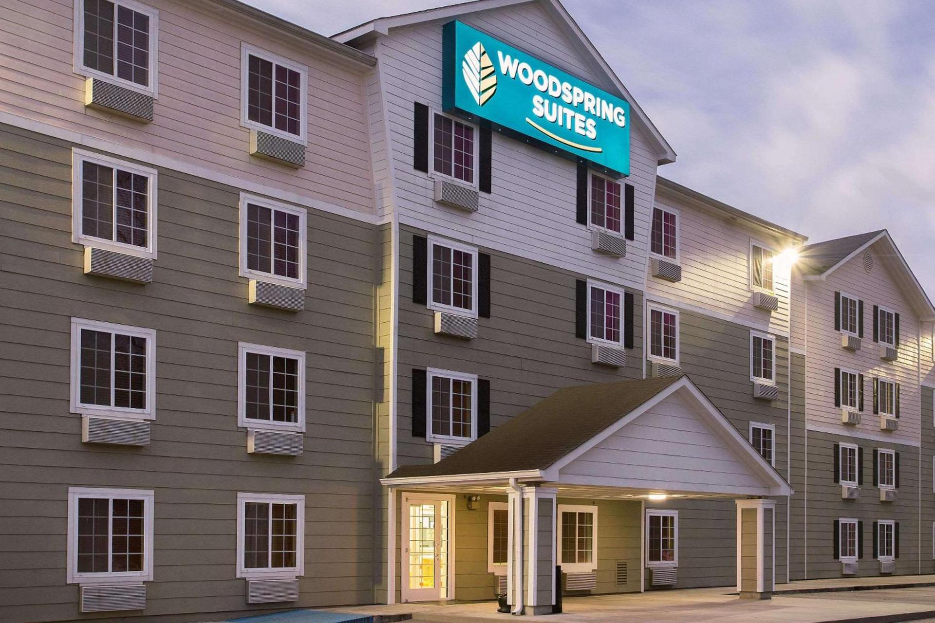 WoodSpring Suites Baton Rouge Airline Highway photo 9