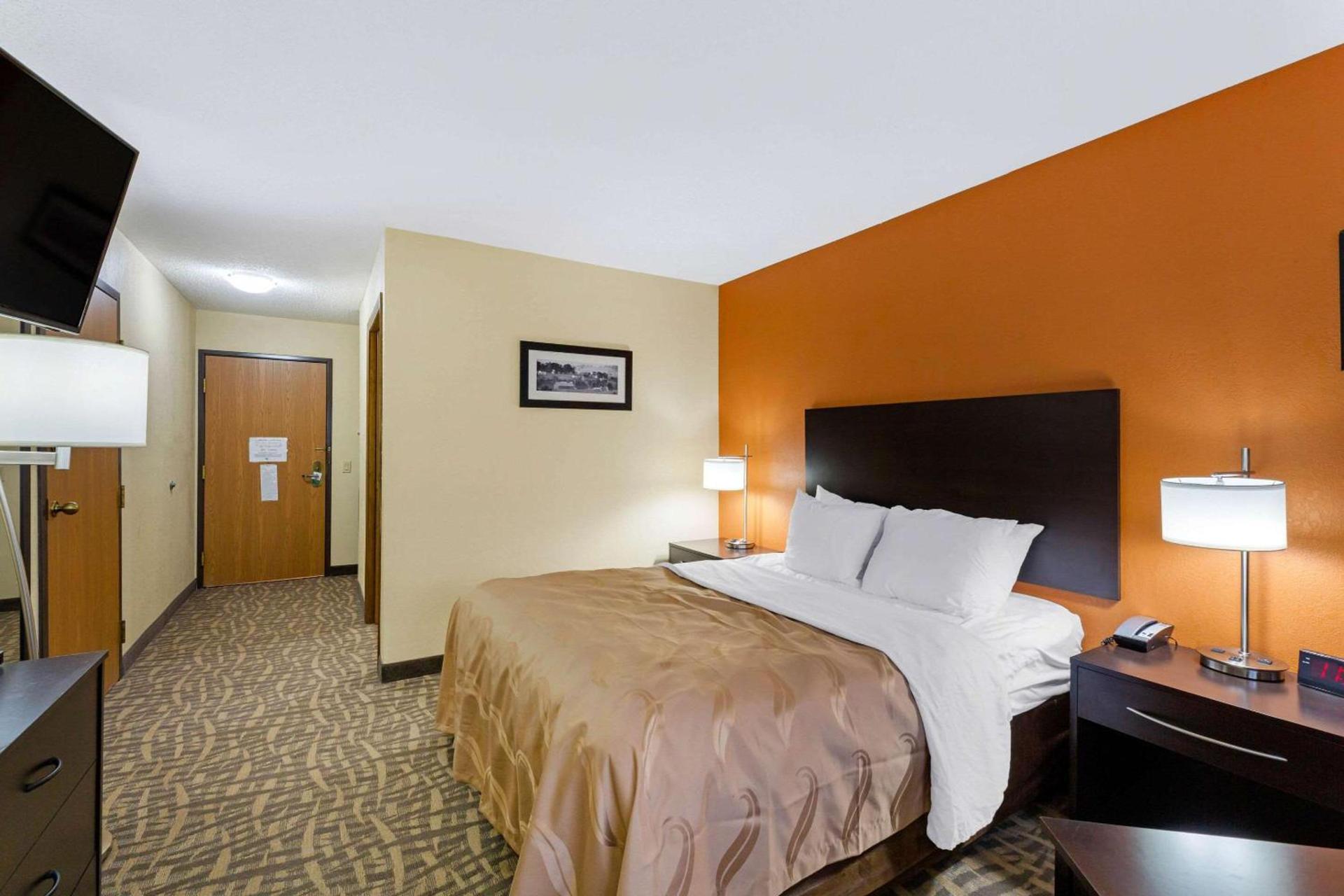 Quality Inn Wooster photo 35