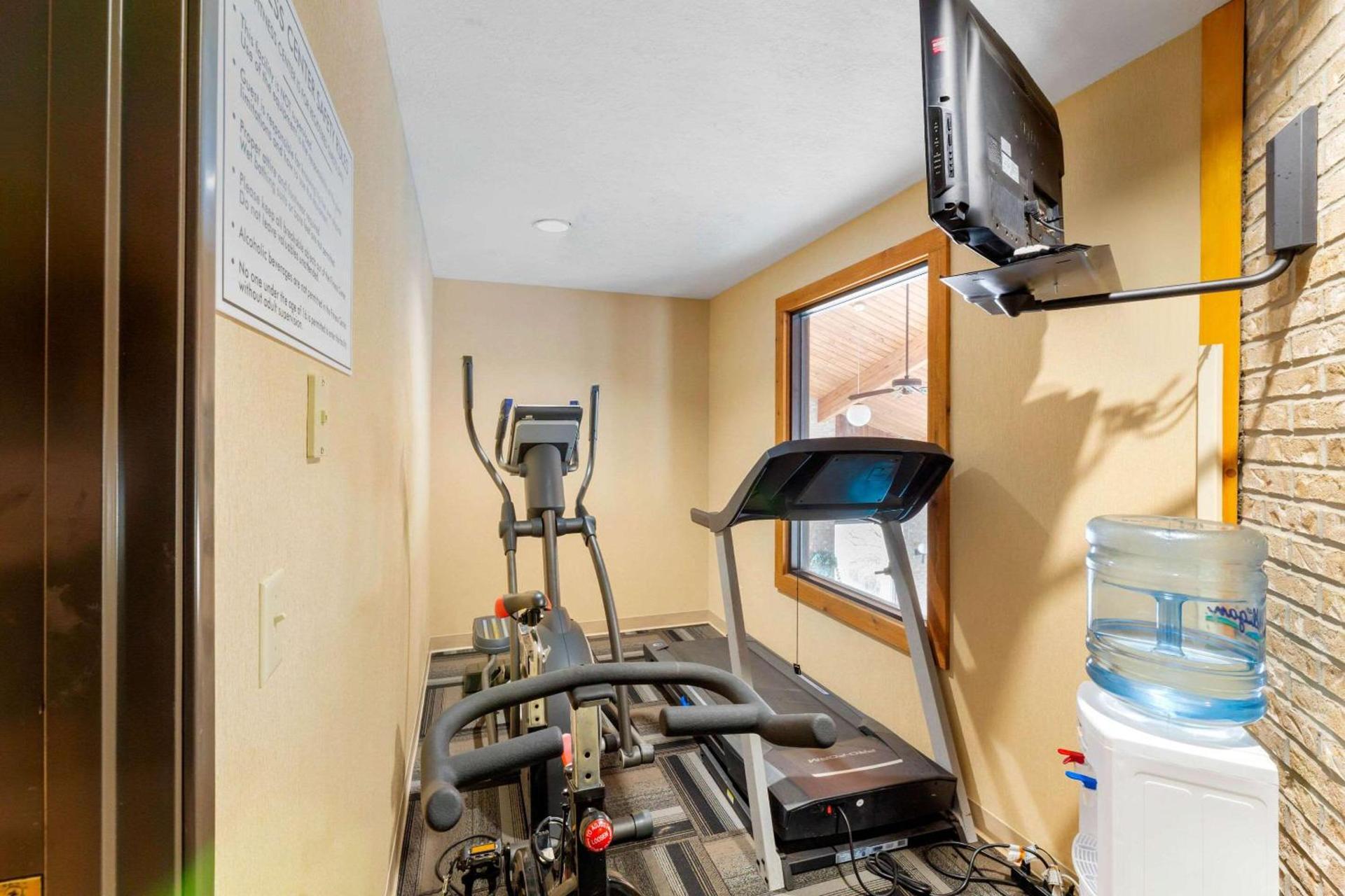 Quality Inn Wooster photo 15
