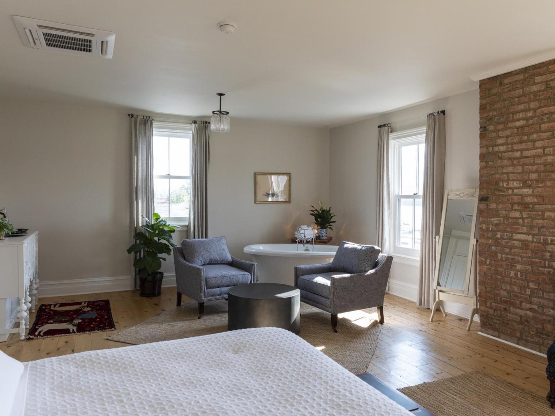 Stewart House Hotel photo 11