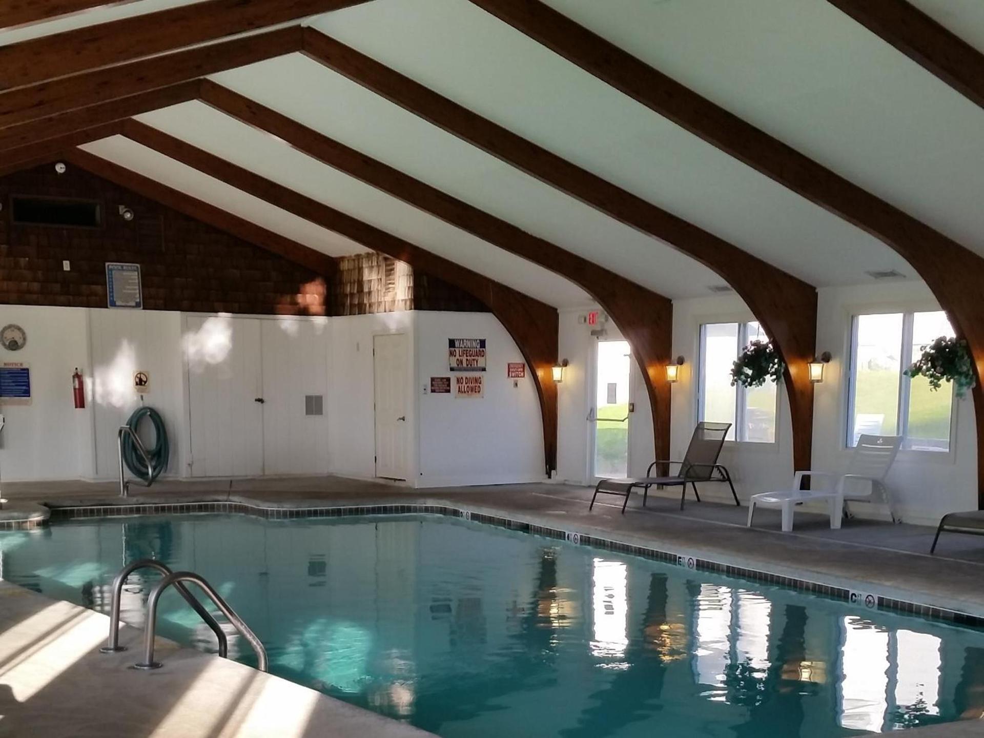 Windrifter Resort photo 9