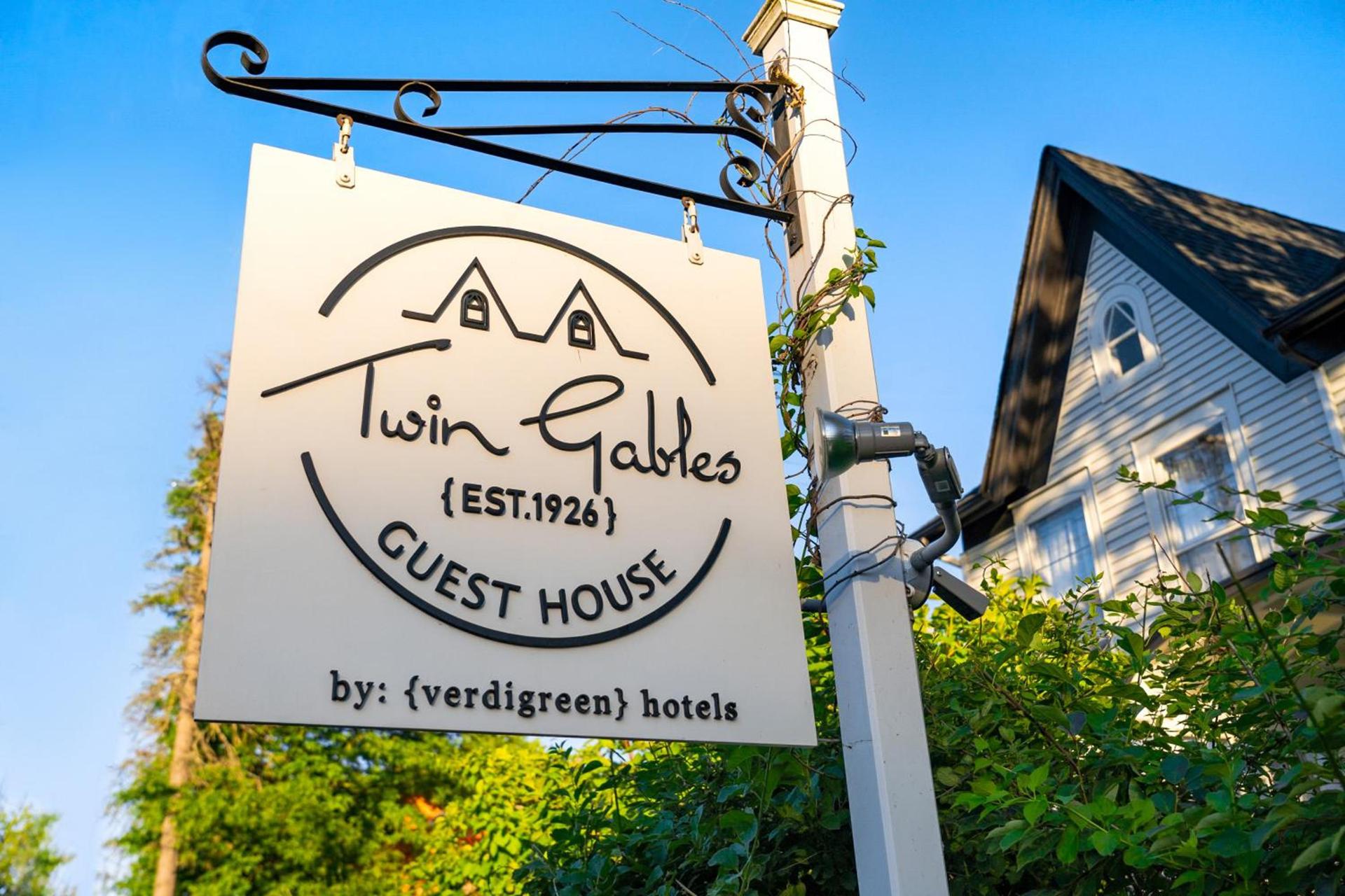 Twin Gables of Woodstock photo 23